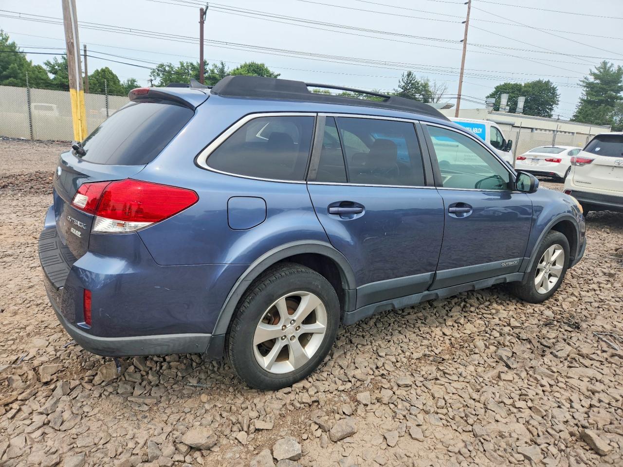 2013 Subaru Outback 2.5i Limited Blue vin: 4S4BRBKC1D3230308