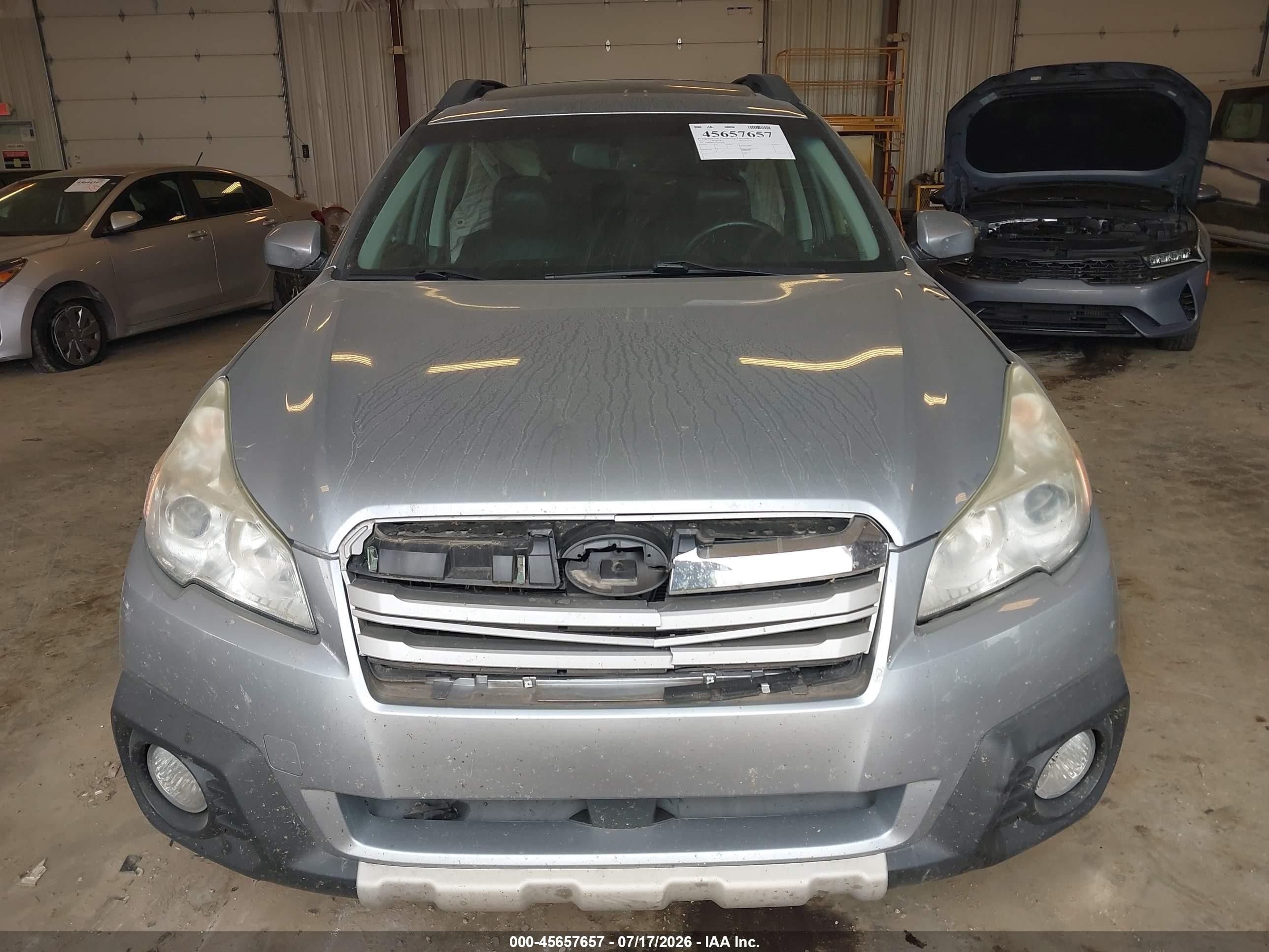 2013 Subaru Outback 2.5i Limited Silver vin: 4S4BRBKC1D3276186