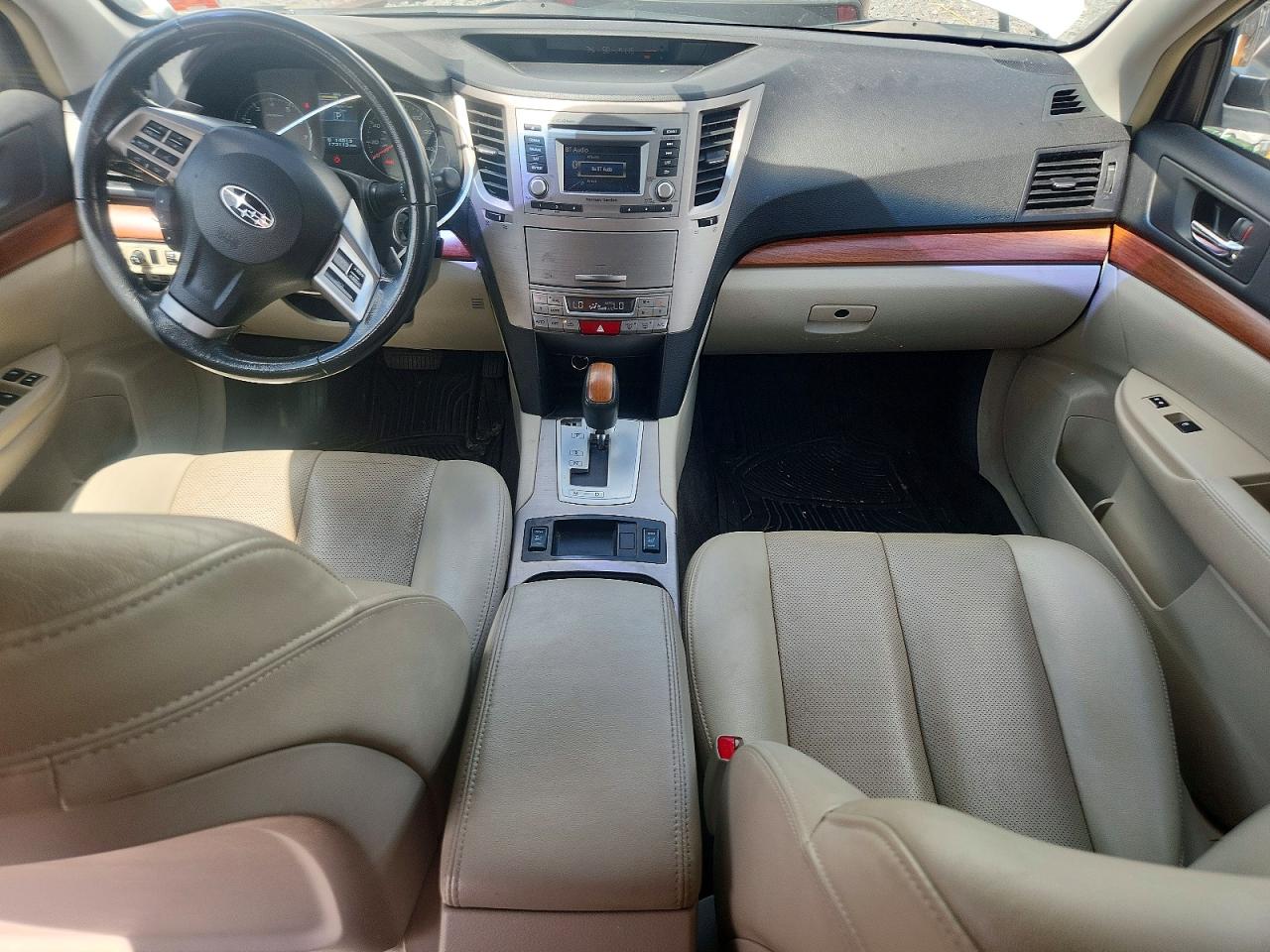 2013 Subaru Outback 2.5i Limited Белый vin: 4S4BRBKC1D3290007