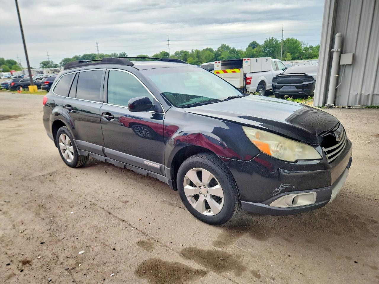 2011 Suba Outback 2. Black vin: 4S4BRBKC2B3325747