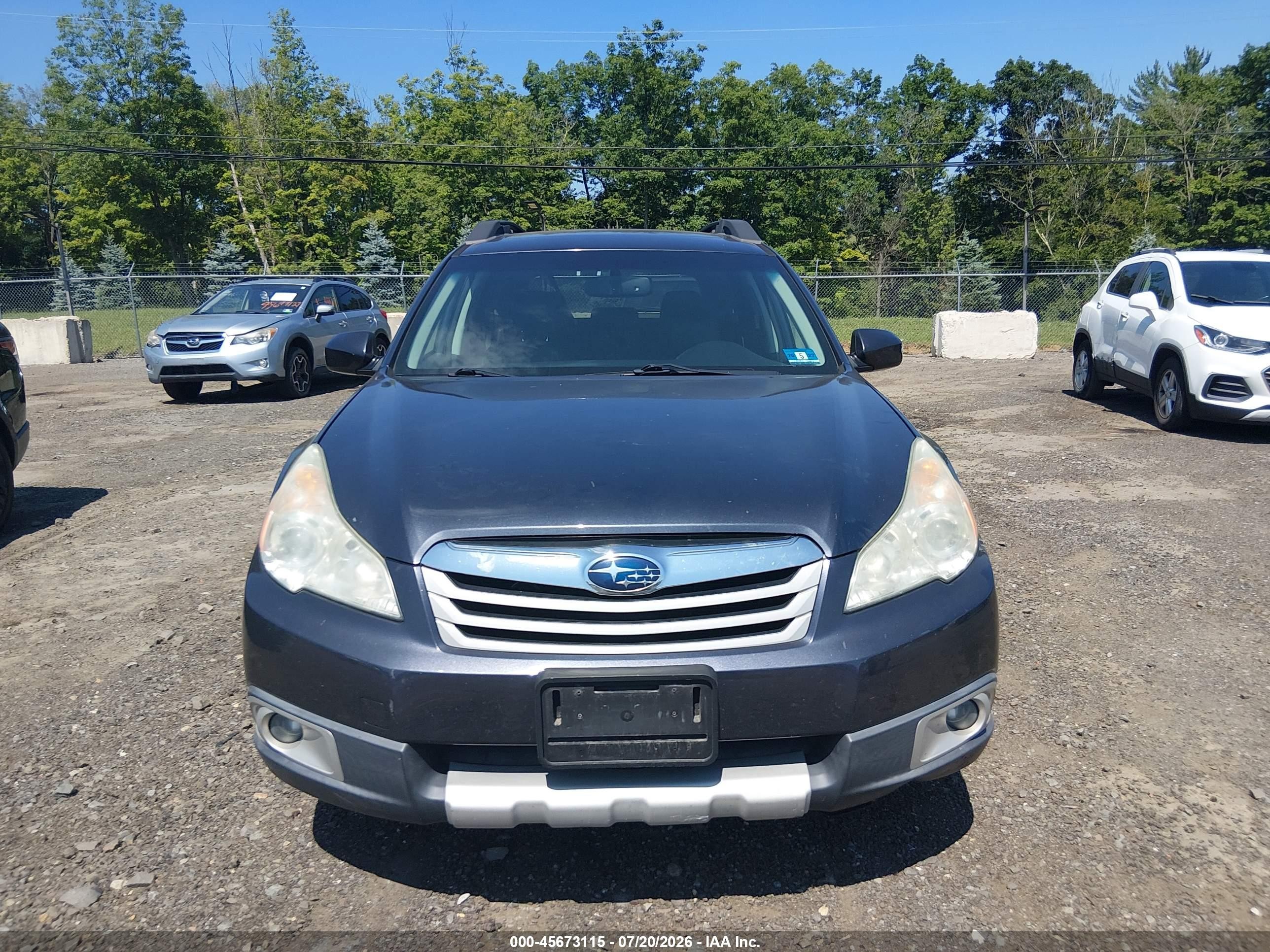2011 Subaru Outback 2.5i Limited Gray vin: 4S4BRBKC2B3326946