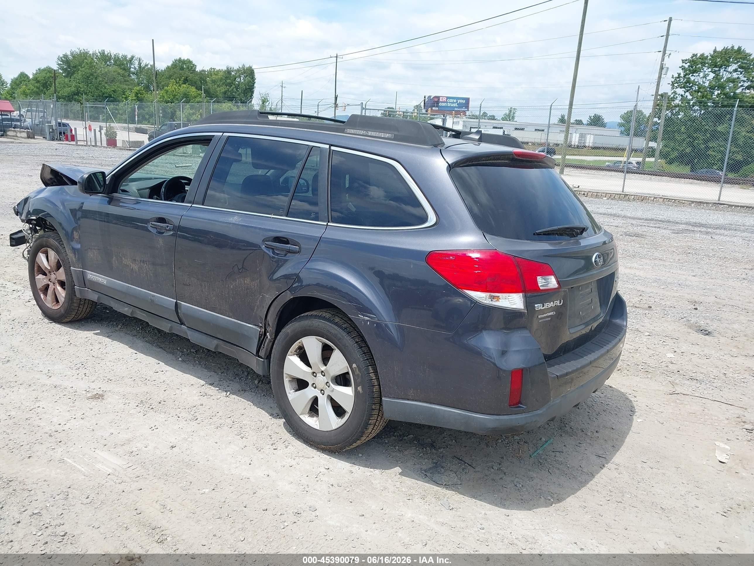 2011 Subaru Outback 2.5i Limited Gray vin: 4S4BRBKC2B3365455