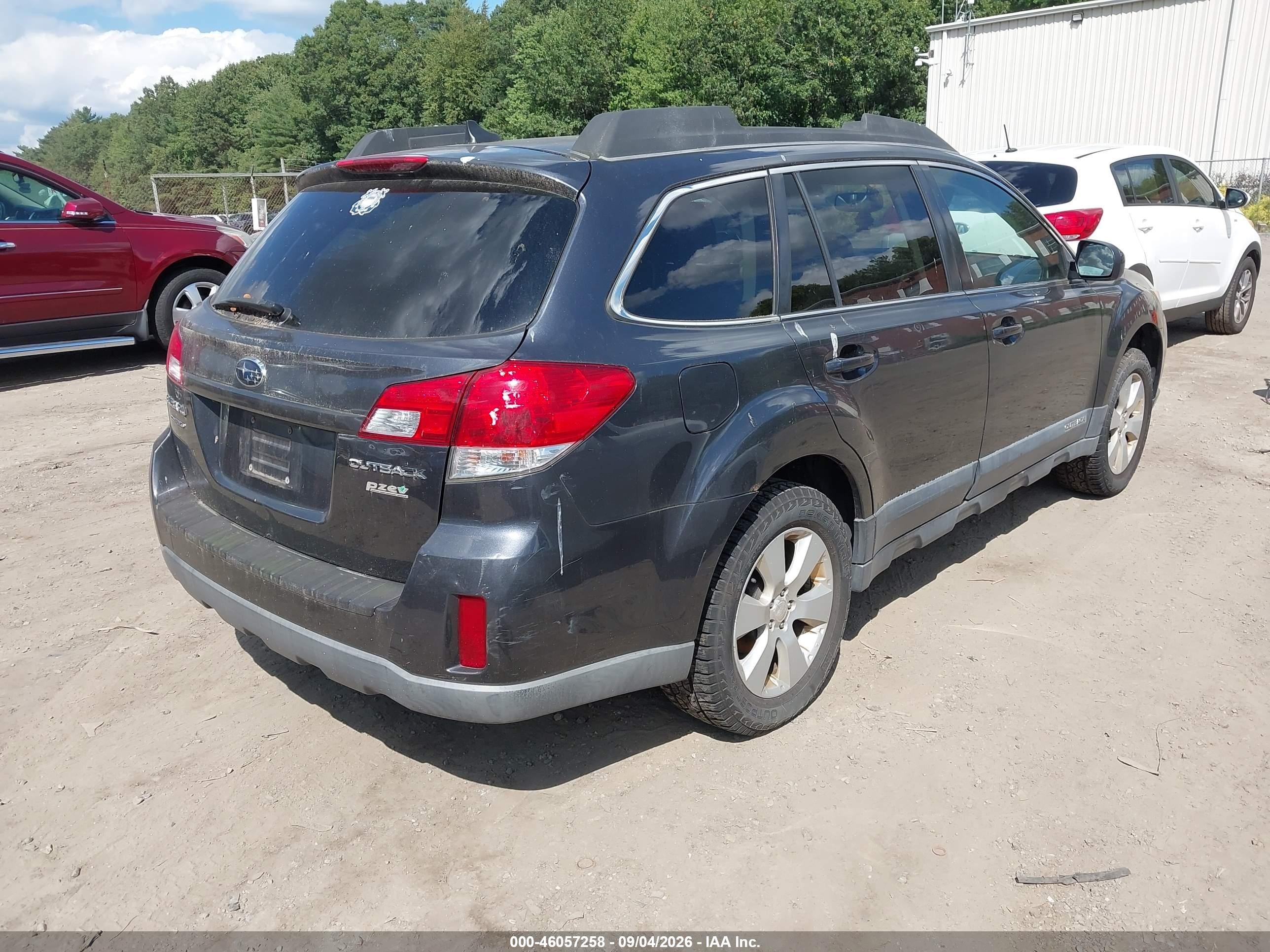2011 Subaru Outback 2.5i Limited Gray vin: 4S4BRBKC2B3390288