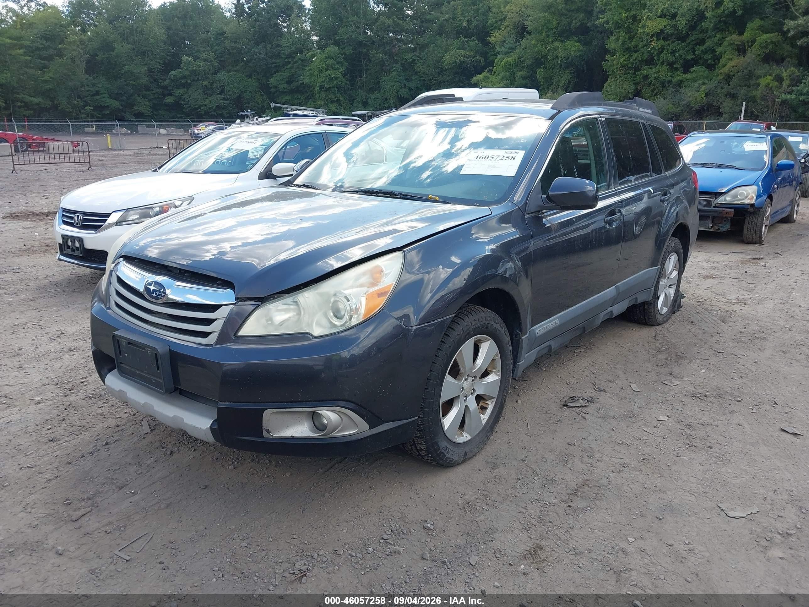 2011 Subaru Outback 2.5i Limited Gray vin: 4S4BRBKC2B3390288