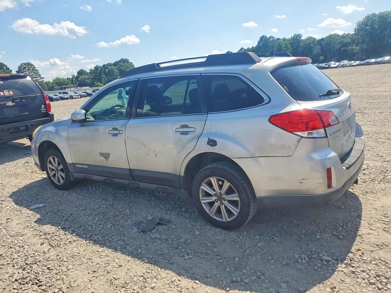 2012 Subaru Outback 2.5i Limited Silver vin: 4S4BRBKC2C3211118