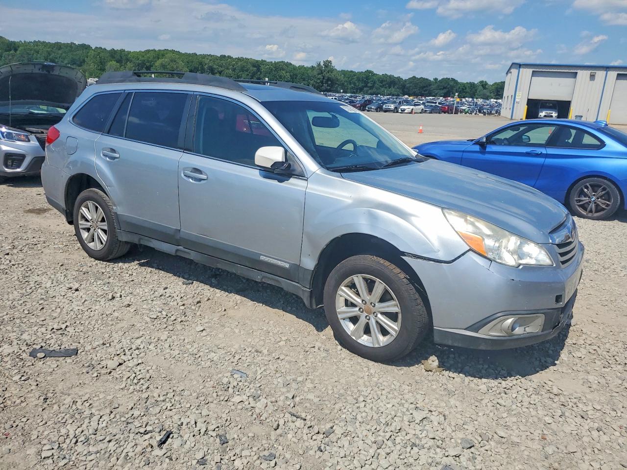 2012 Subaru Outback 2.5i Limited Silver vin: 4S4BRBKC2C3211118
