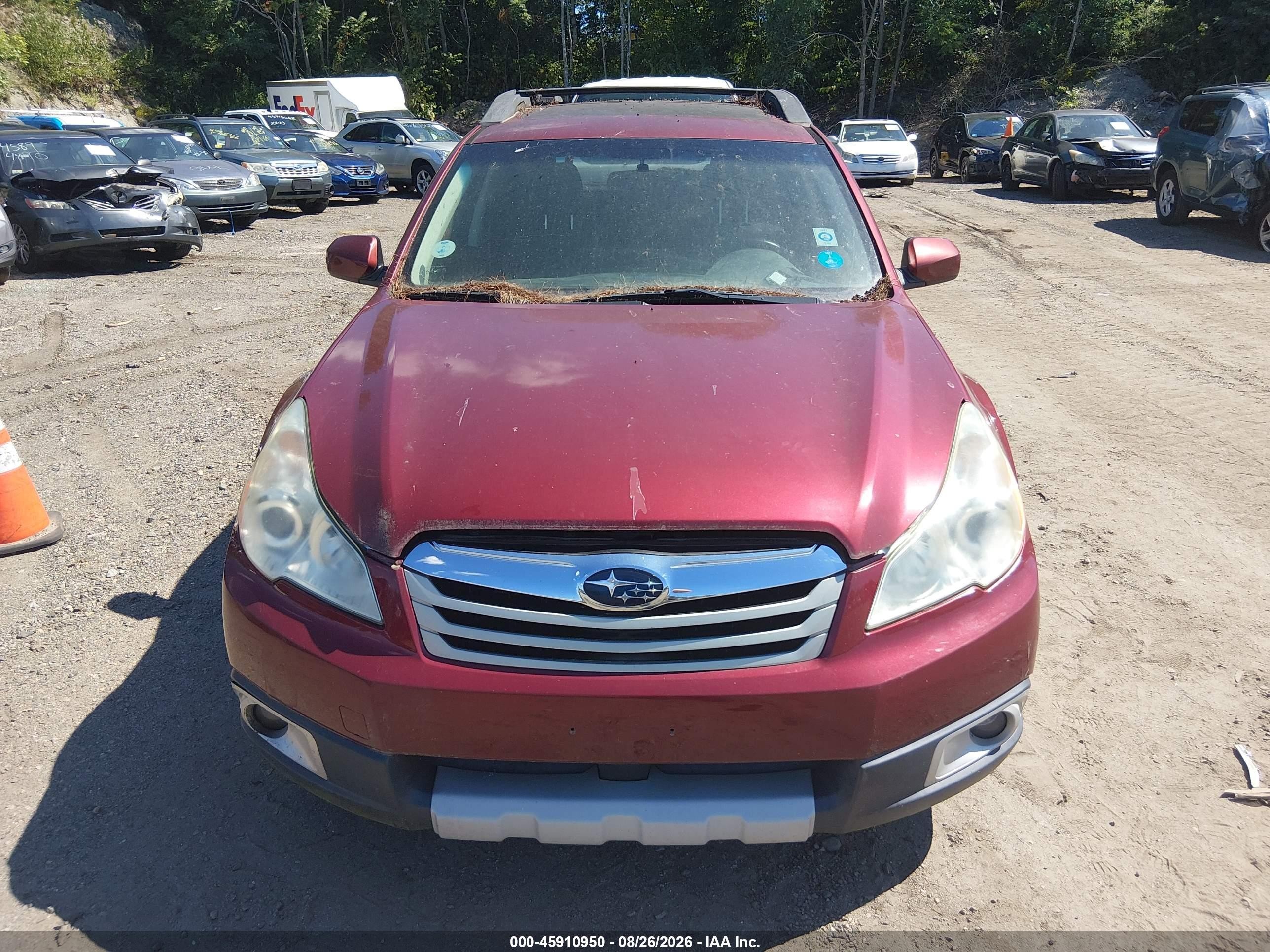 2012 Subaru Outback 2.5i Limited Red vin: 4S4BRBKC2C3255572