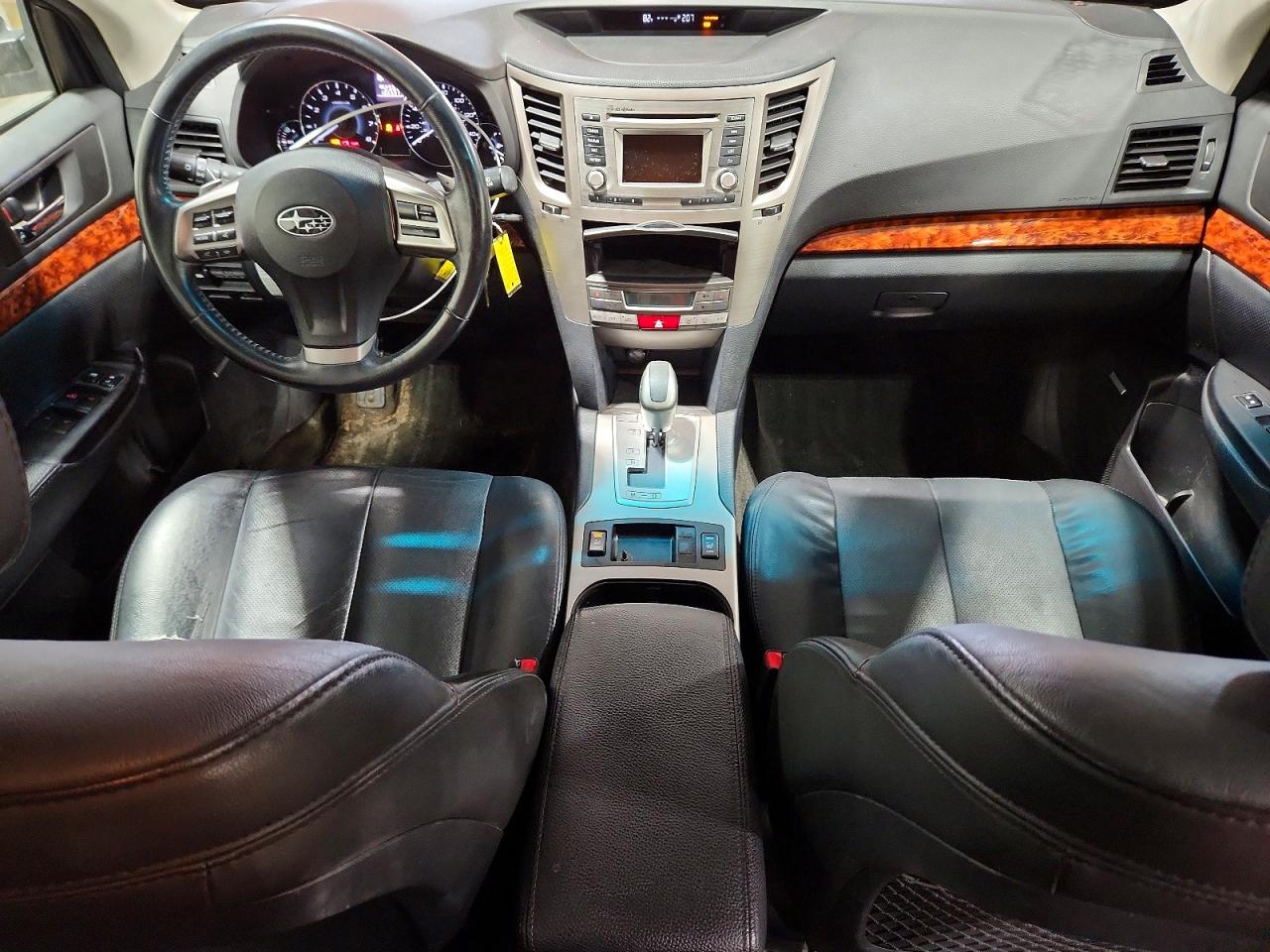 2012 Subaru Outback Красный vin: 4S4BRBKC2C3300428