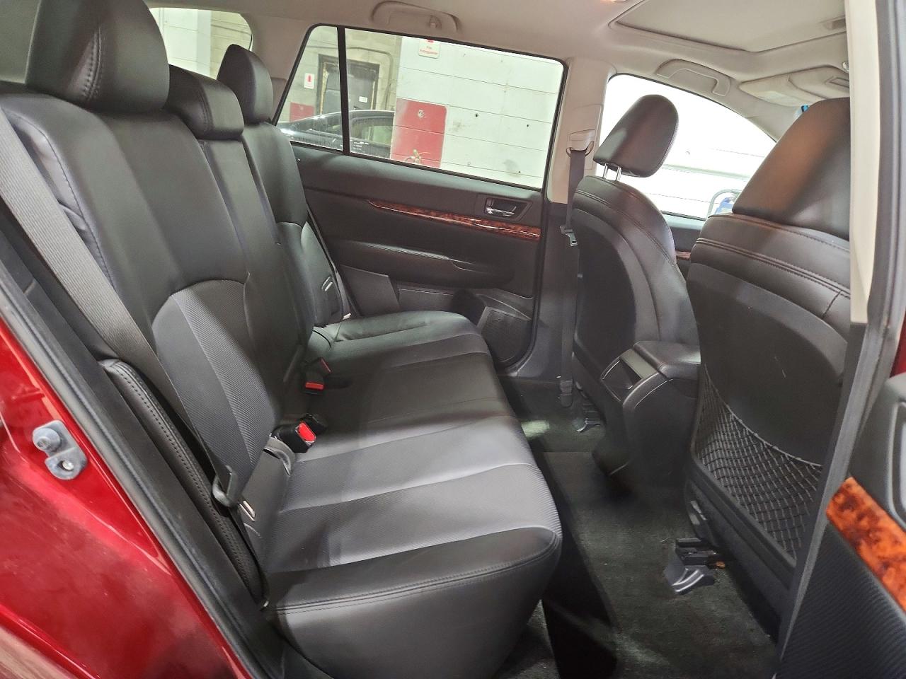 2012 Subaru Outback Красный vin: 4S4BRBKC2C3300428