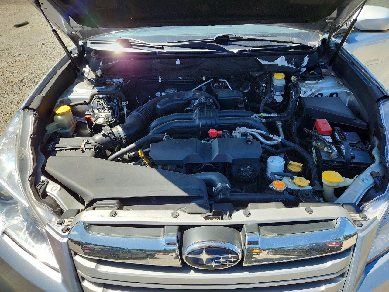 2013 Subaru Outback 2.5i Limited Silver vin: 4S4BRBKC2D3219463