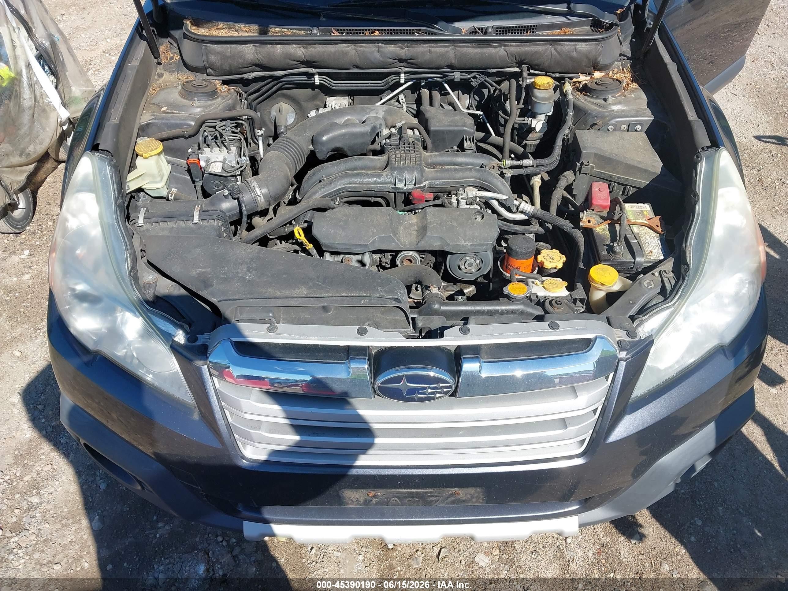 2013 Subaru Outback 2.5i Limited Gray vin: 4S4BRBKC2D3220872
