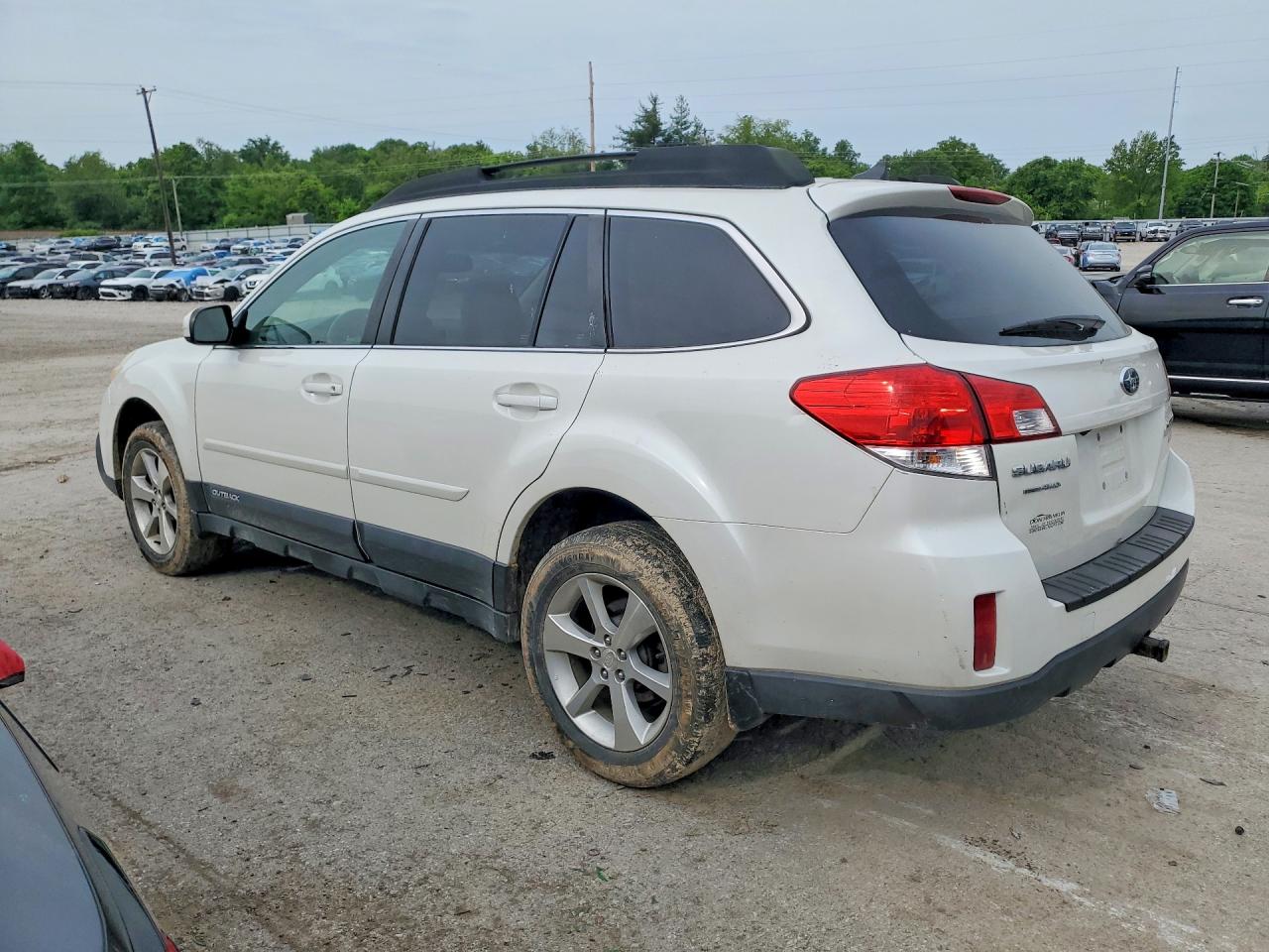 2013 Subaru Outback 2.5i Limited White vin: 4S4BRBKC2D3239356