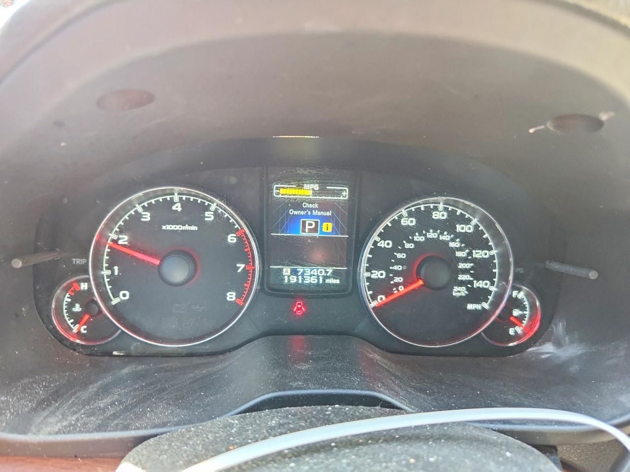 2013 Subaru Outback 2.5i Limited Белый vin: 4S4BRBKC2D3265813