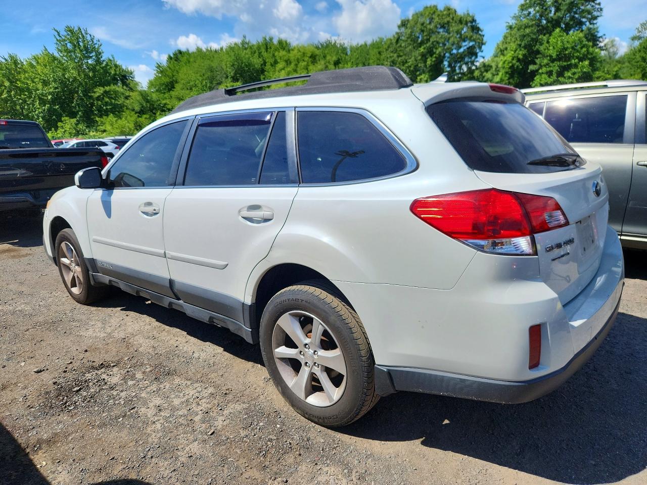 2013 Subaru Outback 2.5i Limited Белый vin: 4S4BRBKC2D3265813