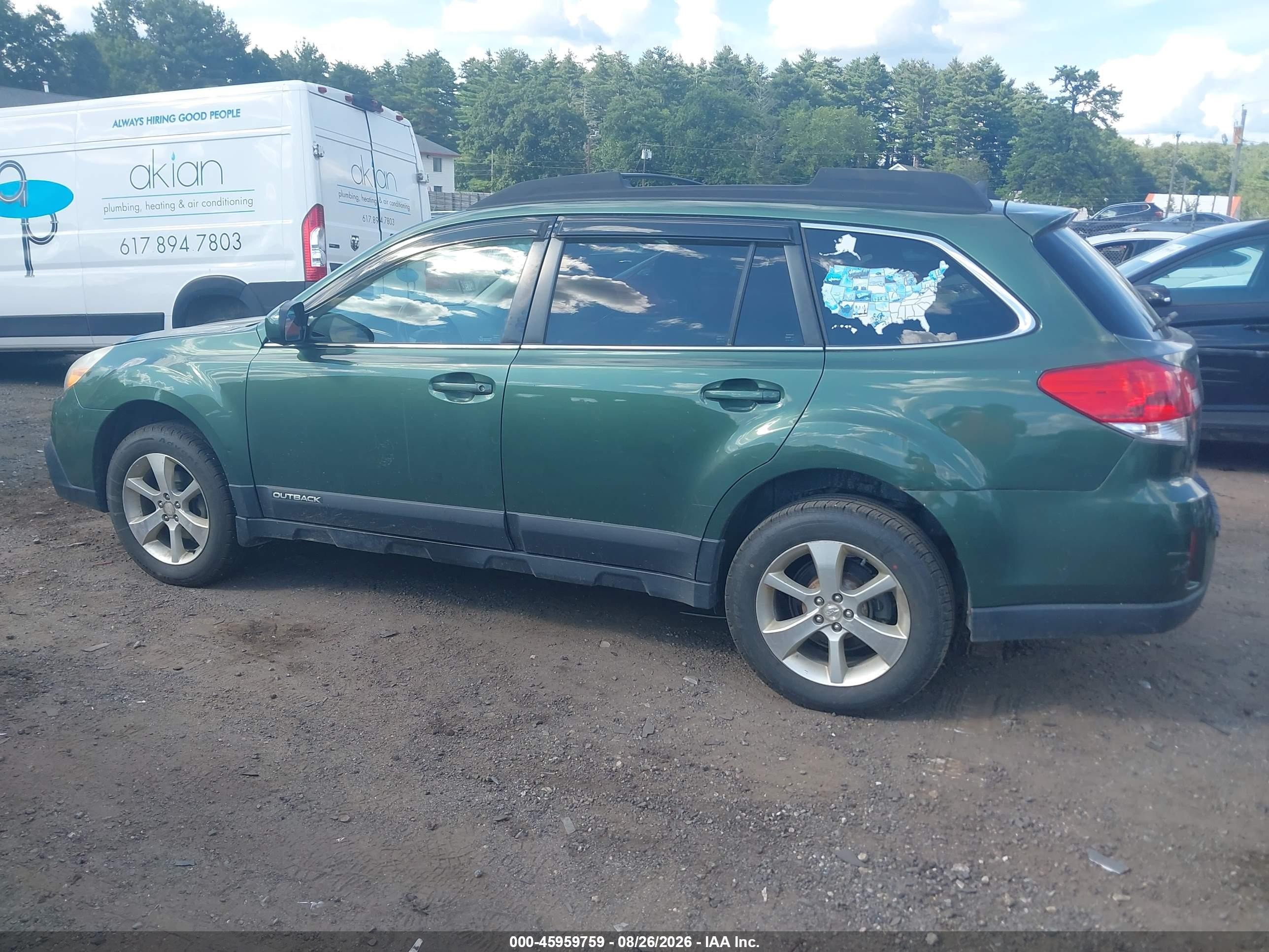 2014 Subaru Outback 2.5i Limited Green vin: 4S4BRBKC2E3251637