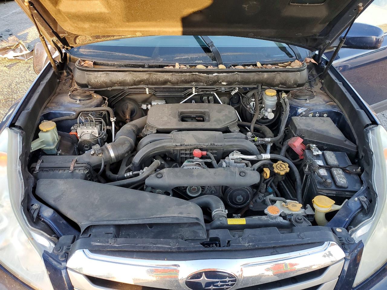 2010 Subaru Outback 2.5i Limited Синий vin: 4S4BRBKC3A3331619