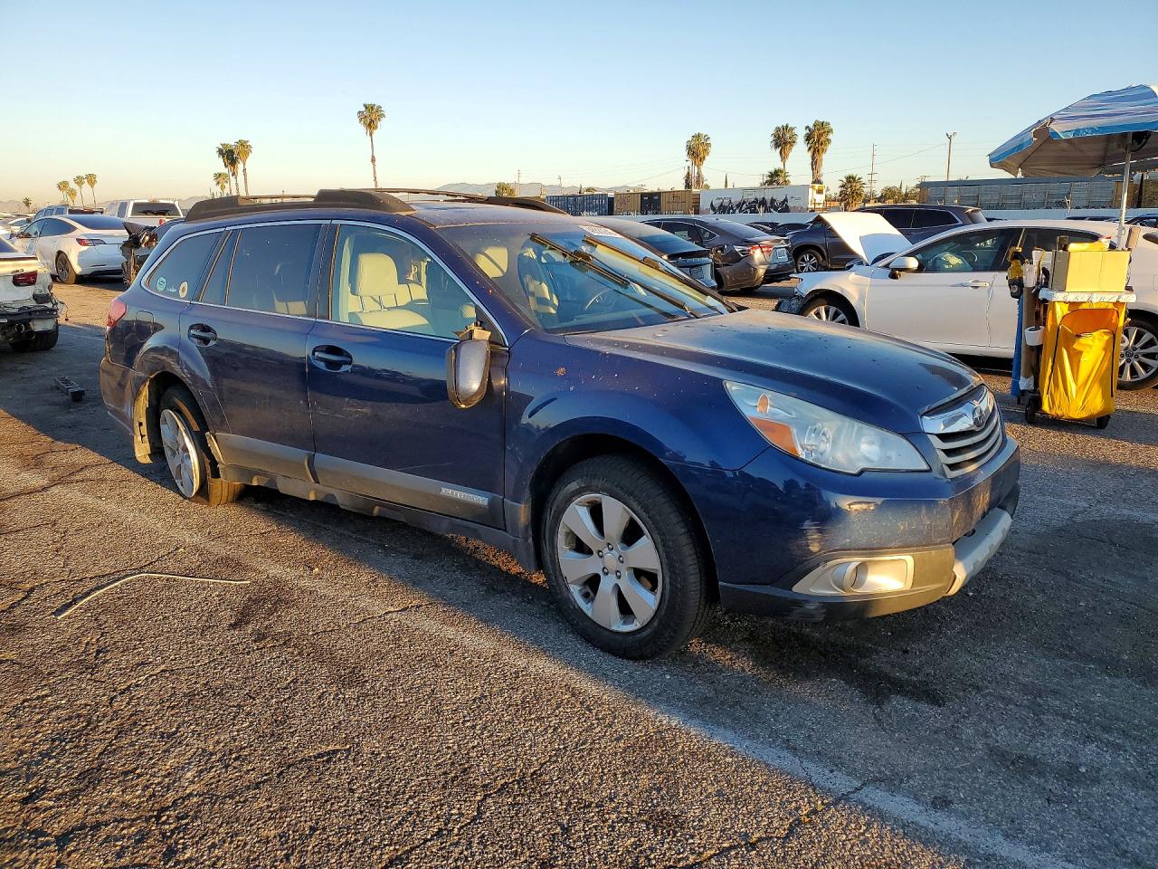 2010 Subaru Outback 2.5i Limited Синий vin: 4S4BRBKC3A3331619
