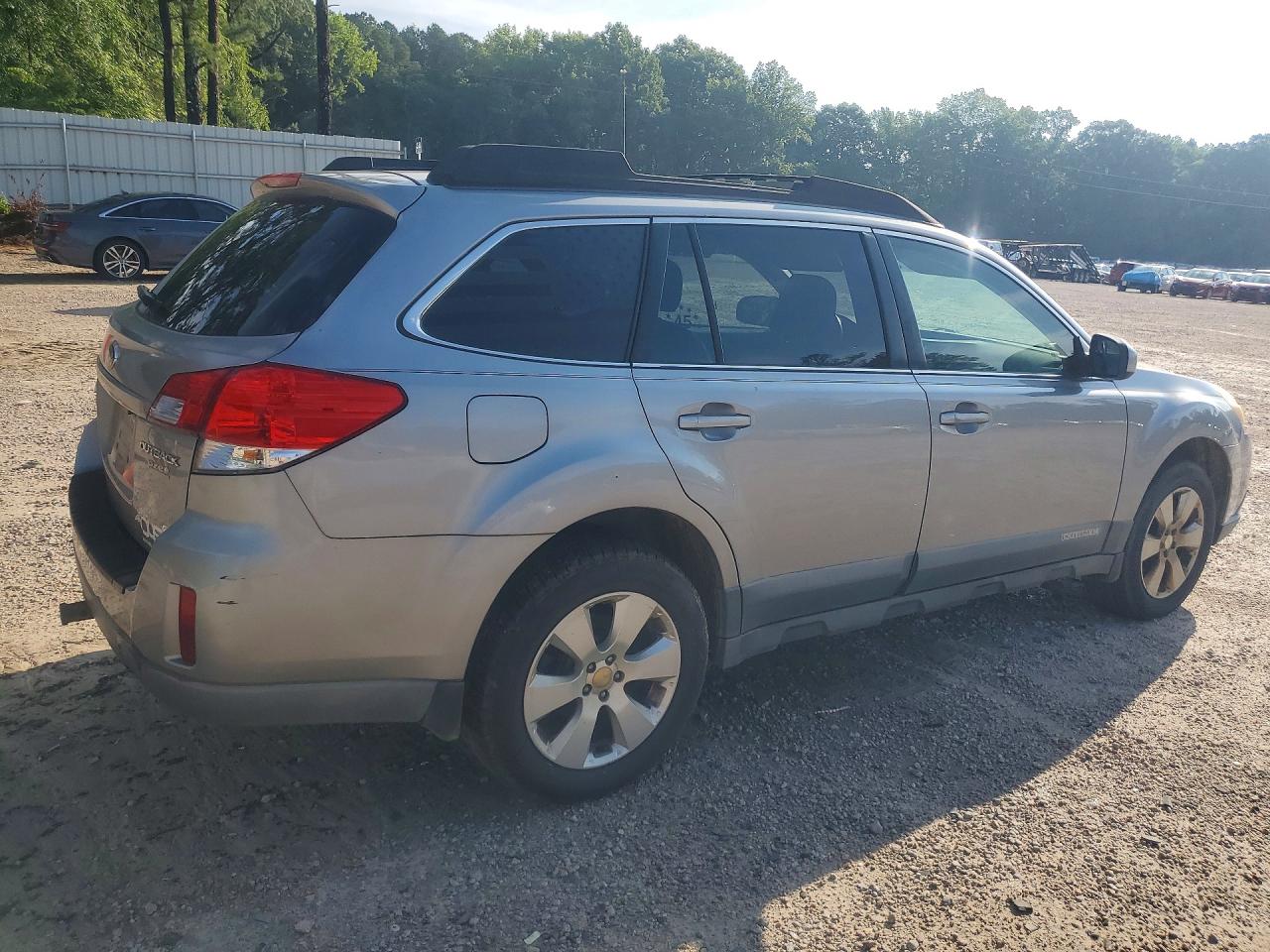 2010 Subaru Outback 2.5i Limited Silver vin: 4S4BRBKC3A3335492