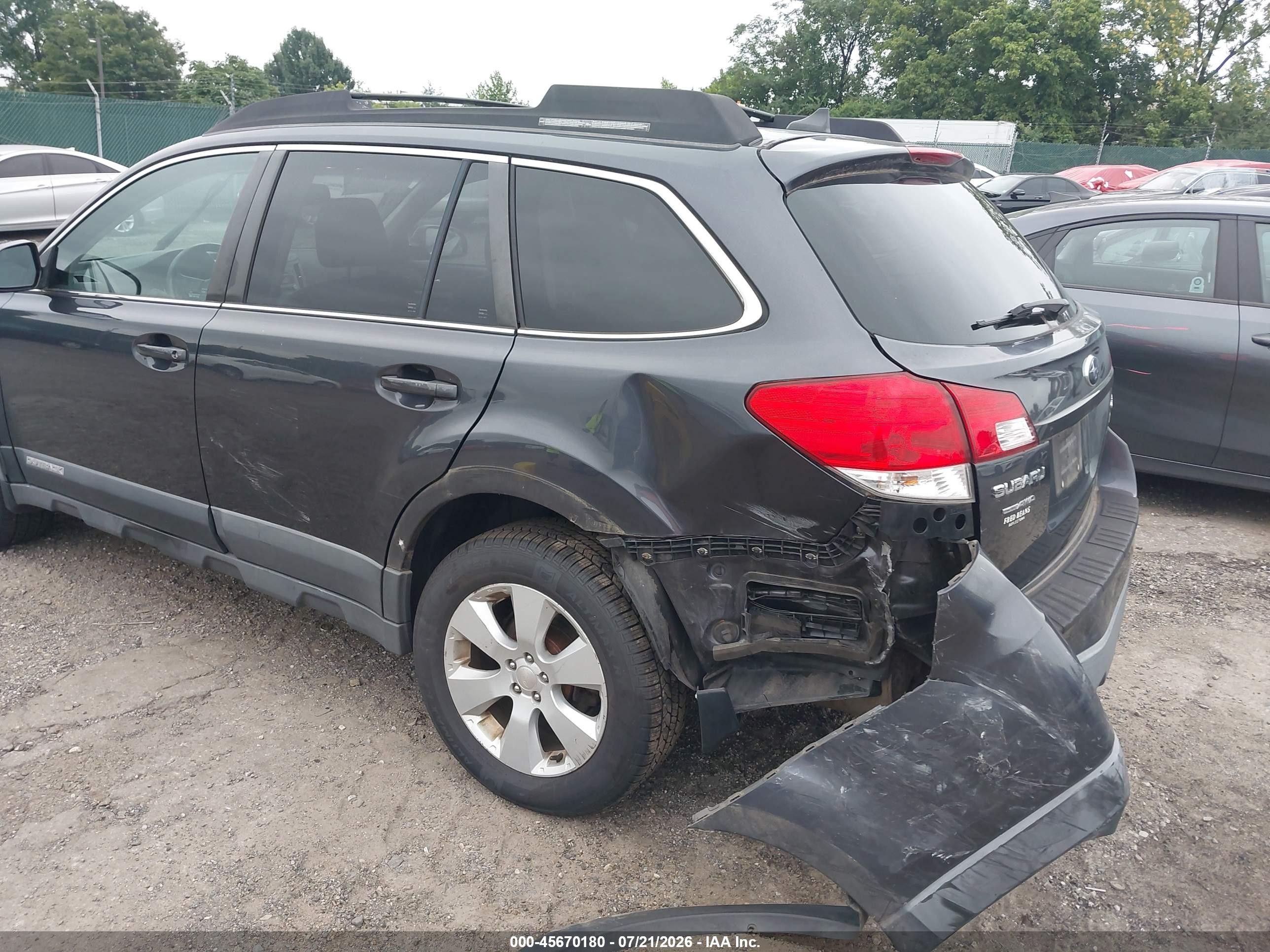 2011 Subaru Outback 2.5i Limited Gray vin: 4S4BRBKC3B3358384