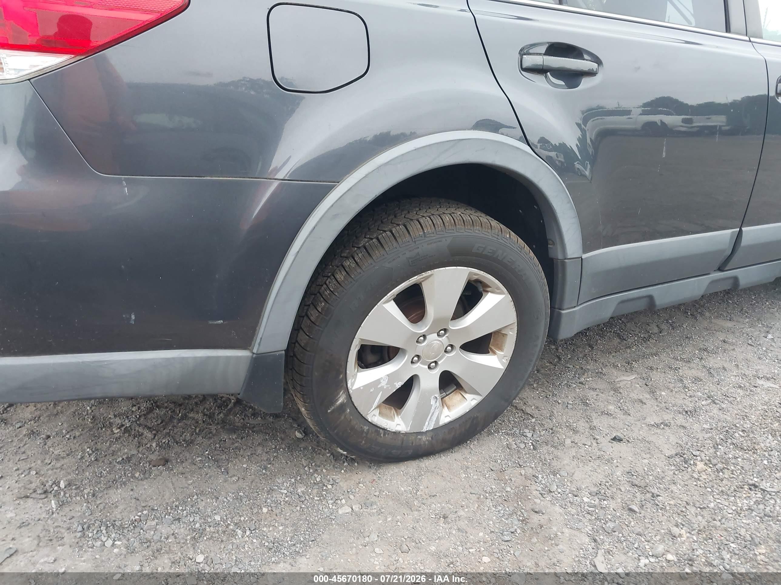 2011 Subaru Outback 2.5i Limited Gray vin: 4S4BRBKC3B3358384