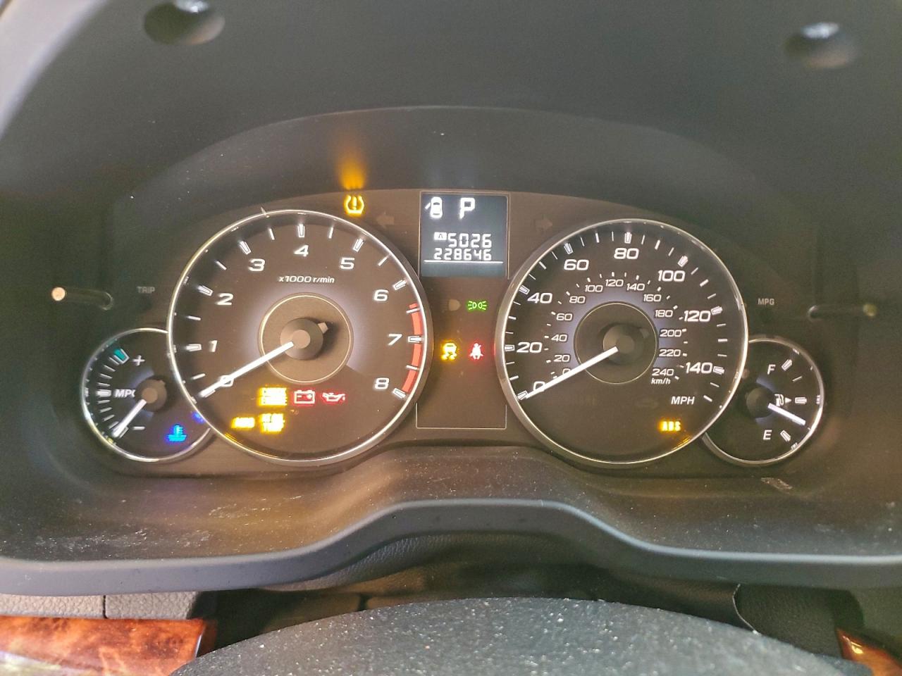 2012 Subaru Outback 2.5i Limited Коричневый vin: 4S4BRBKC3C3303533
