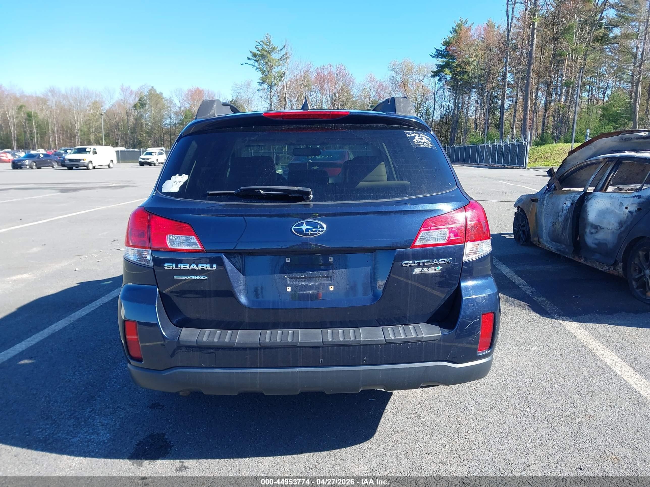2013 Subaru Outback 2.5i Limited Dark Blue vin: 4S4BRBKC3D3289697