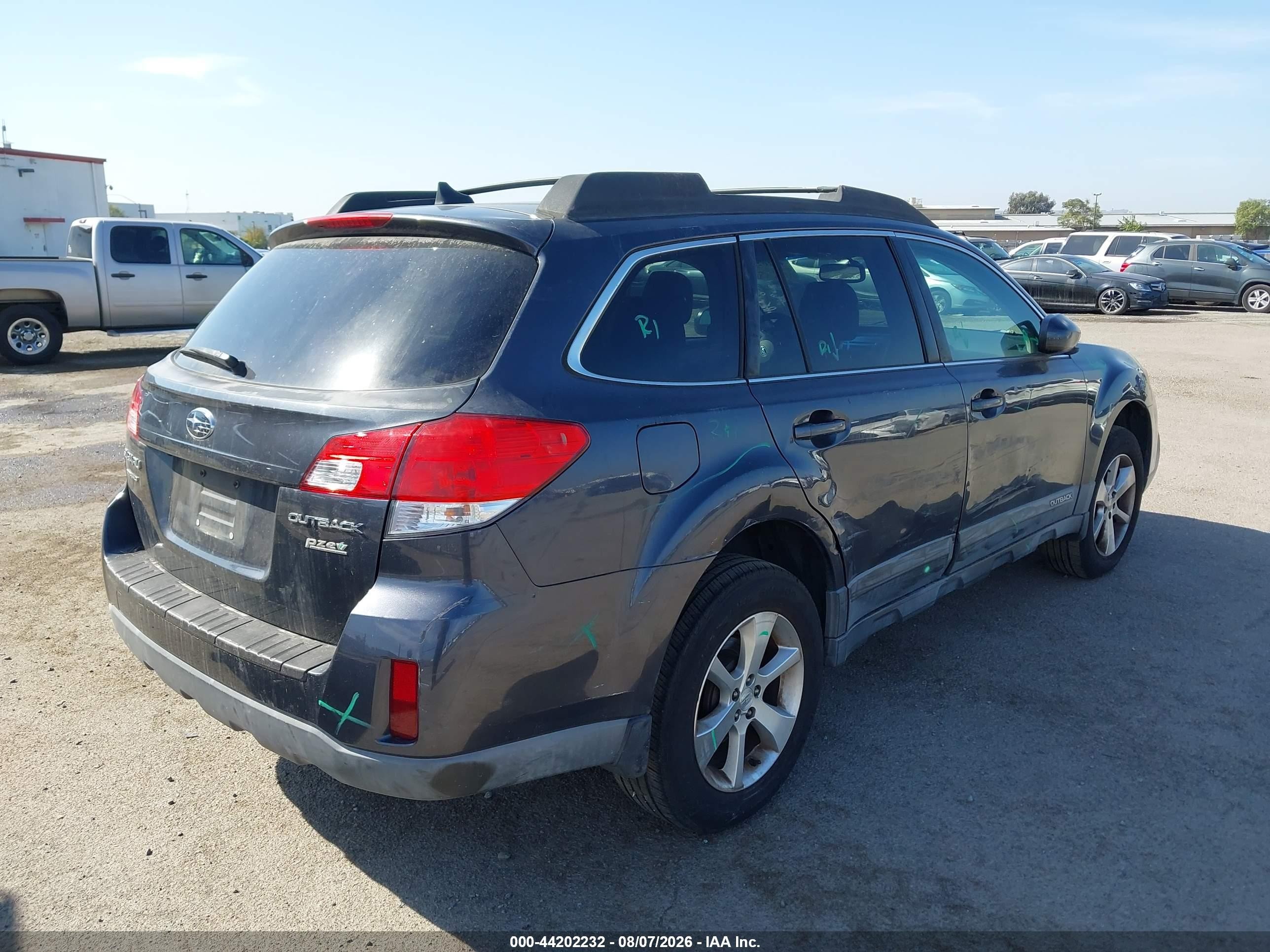 2013 Subaru Outback 2.5i Limited Gray vin: 4S4BRBKC3D3291062