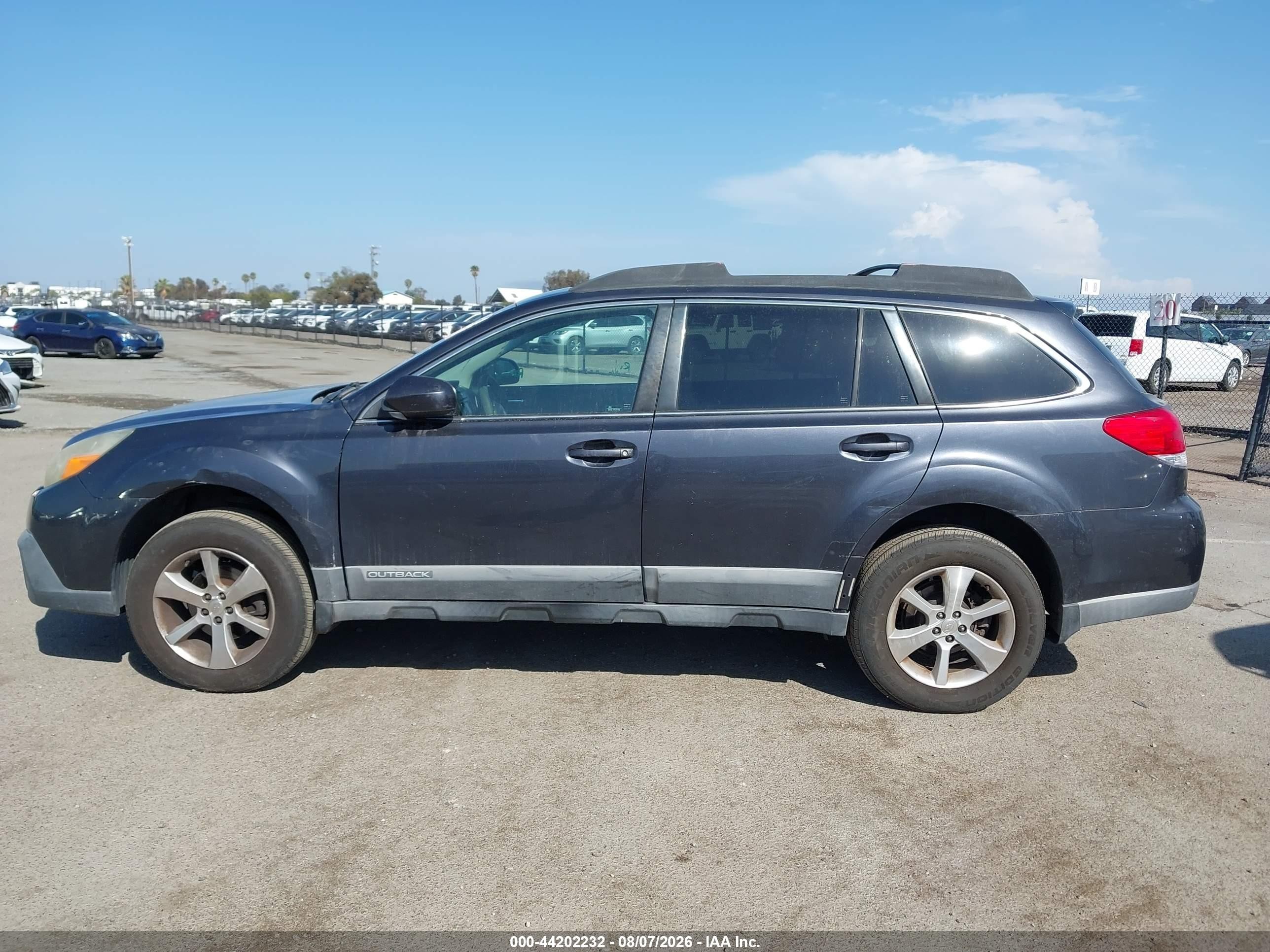 2013 Subaru Outback 2.5i Limited Gray vin: 4S4BRBKC3D3291062