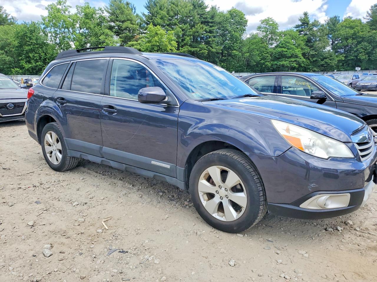 2010 Subaru Outback 2.5i Limited Black vin: 4S4BRBKC4A3365682