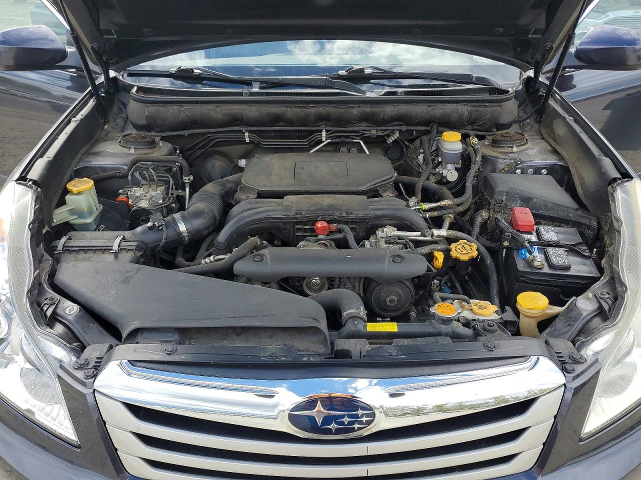 2010 Subaru Outback 2.5i Limited Gray vin: 4S4BRBKC4A3378366