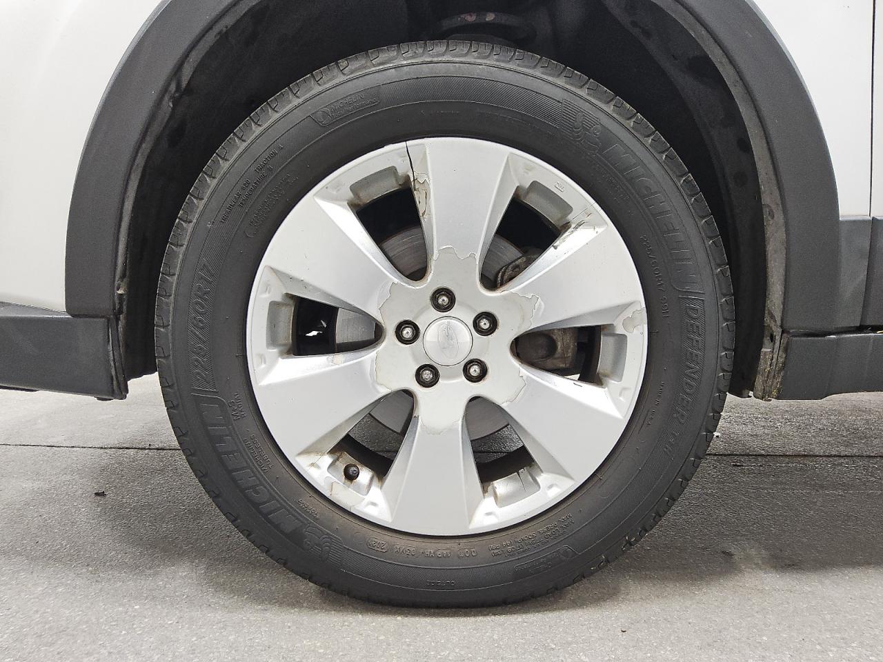2011 Subaru Outback 2.5i Limited White vin: 4S4BRBKC4B3358751 Damage: Left Front Wheel, Peeling, > 12 Inches