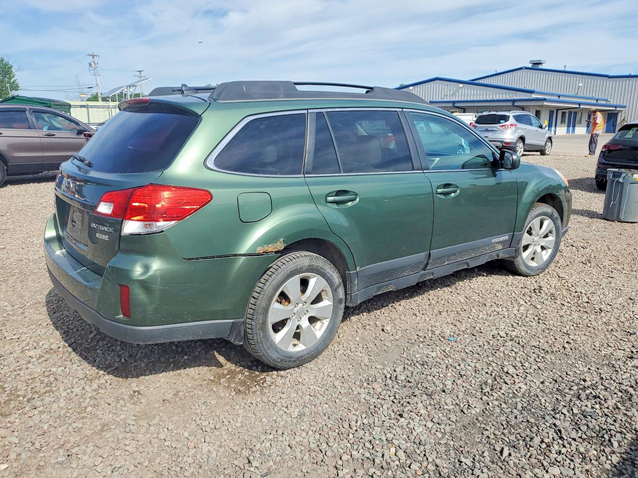 2011 Subaru Outback 2.5i Limited Зеленый vin: 4S4BRBKC4B3382953