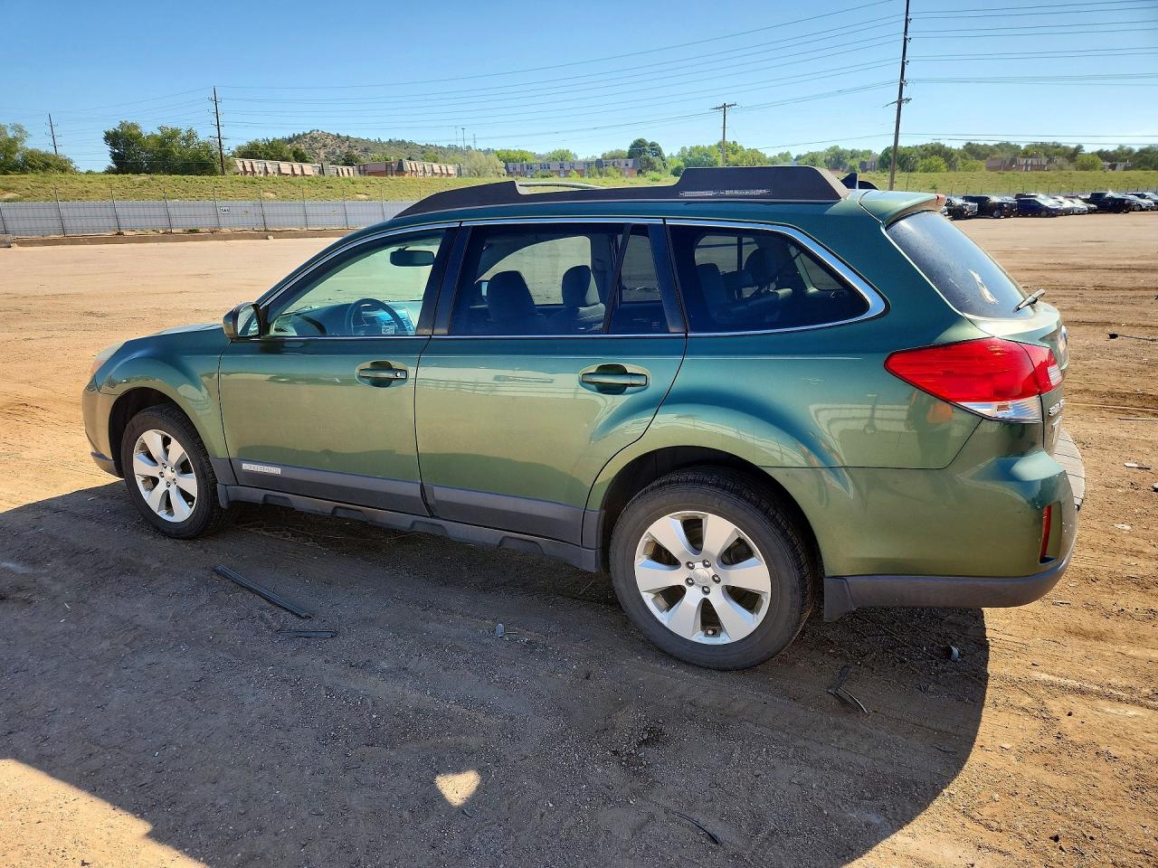 2011 Subaru Outback 2.5i Limited Green vin: 4S4BRBKC4B3418947
