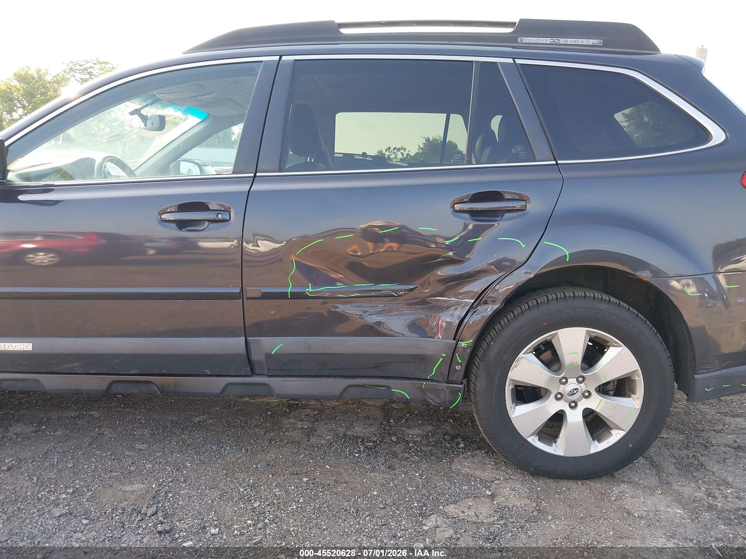2011 Subaru Outback 2.5i Limited Gray vin: 4S4BRBKC4B3438308