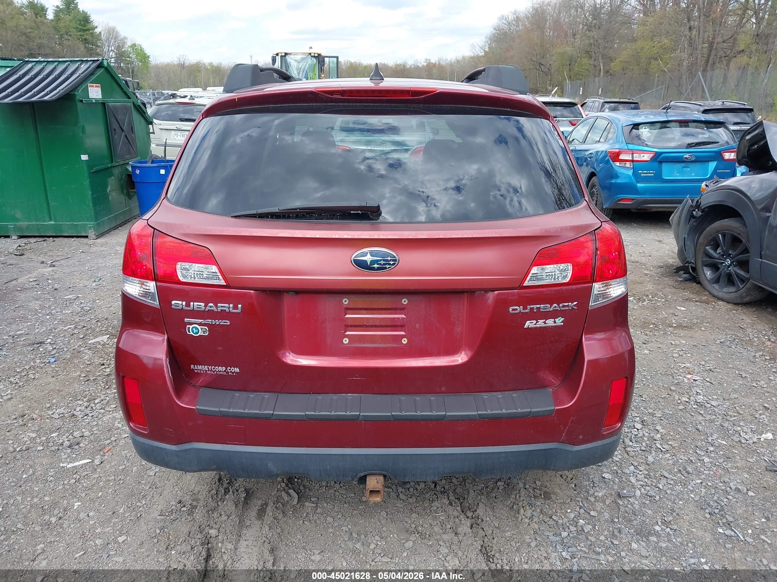 2012 Subaru Outback 2.5i Limited Red vin: 4S4BRBKC4C3258909