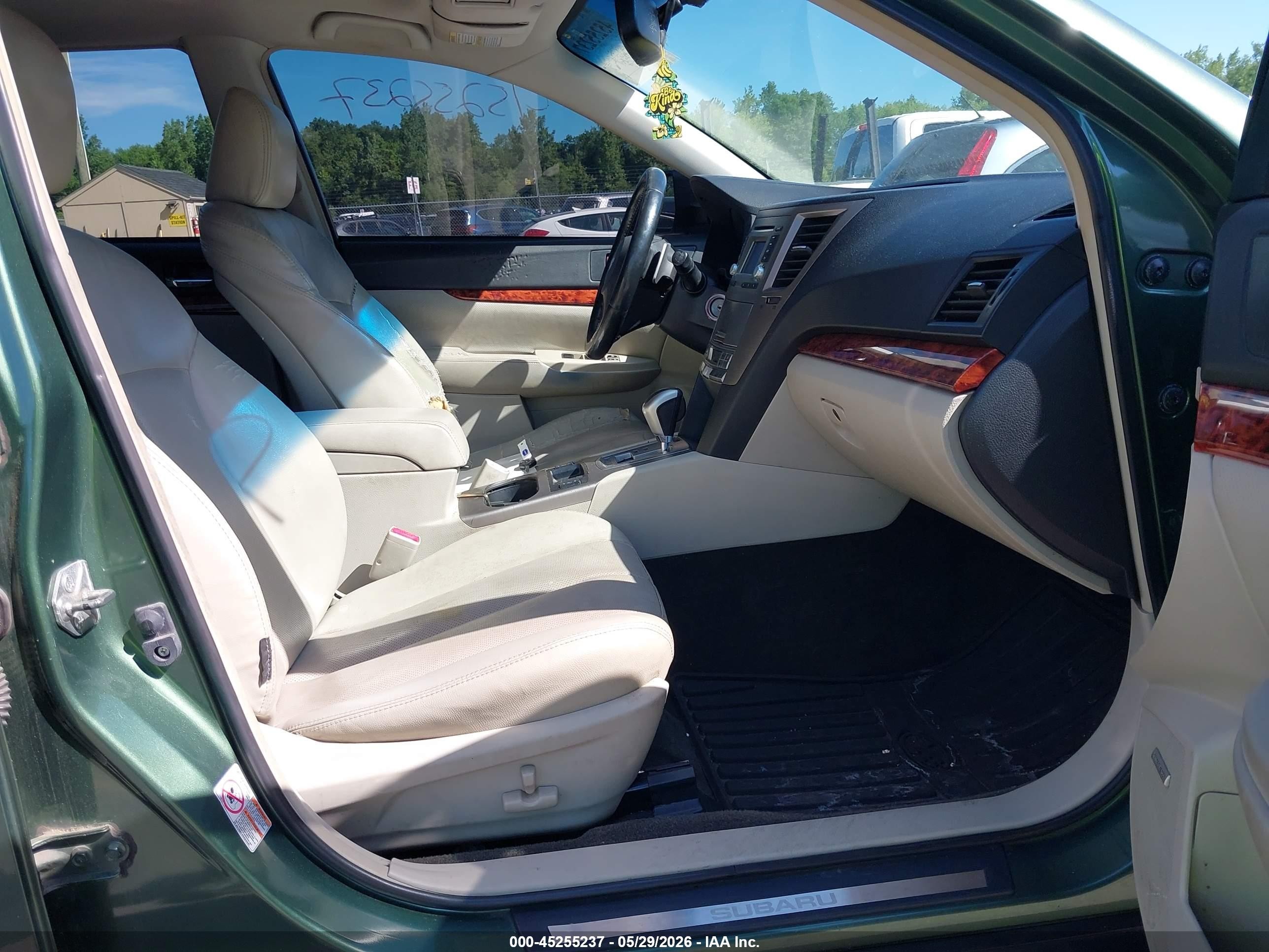 2012 Subaru Outback 2.5i Limited Green vin: 4S4BRBKC4C3265097