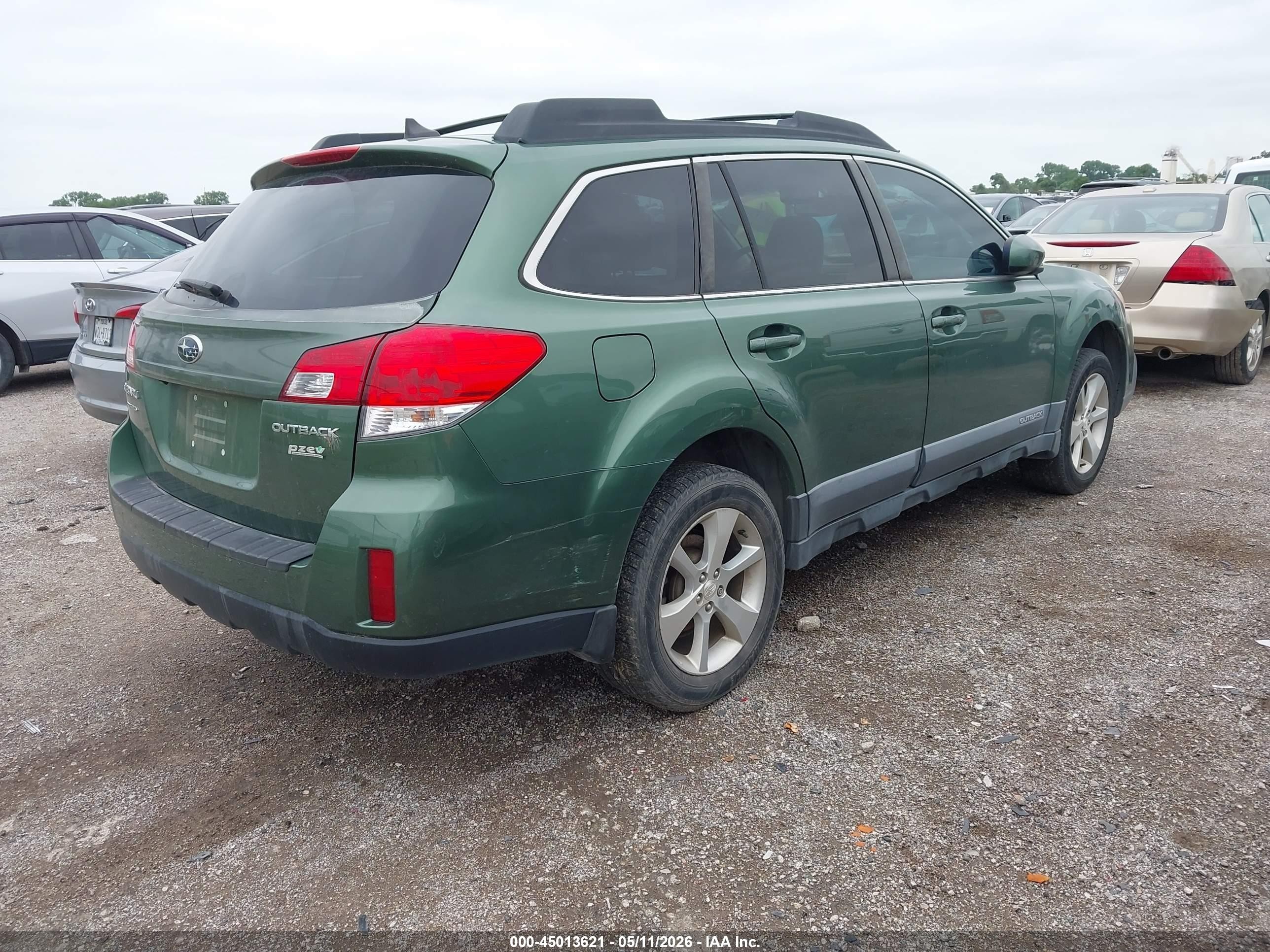 2013 Subaru Outback 2.5i Limited Green vin: 4S4BRBKC4D3215785