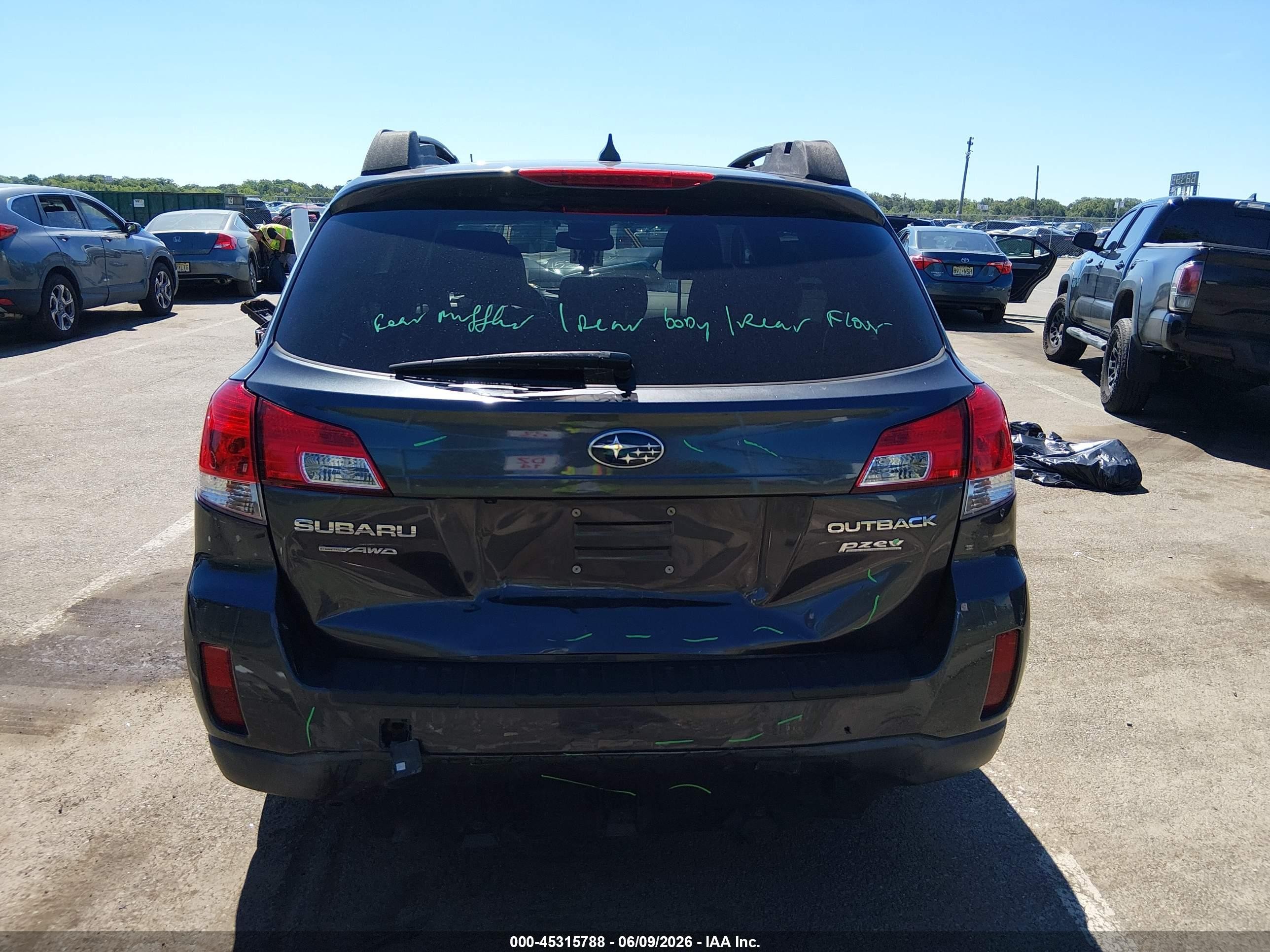 2013 Subaru Outback 2.5i Limited Gray vin: 4S4BRBKC4D3283259