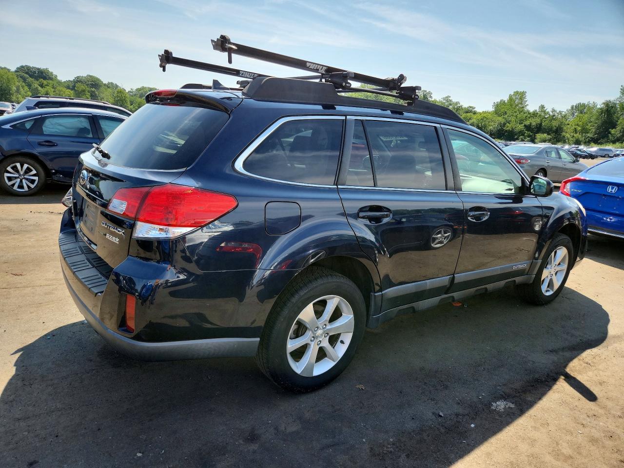 2014 Subaru Outback 2.5i Limited Blue vin: 4S4BRBKC4E3245726