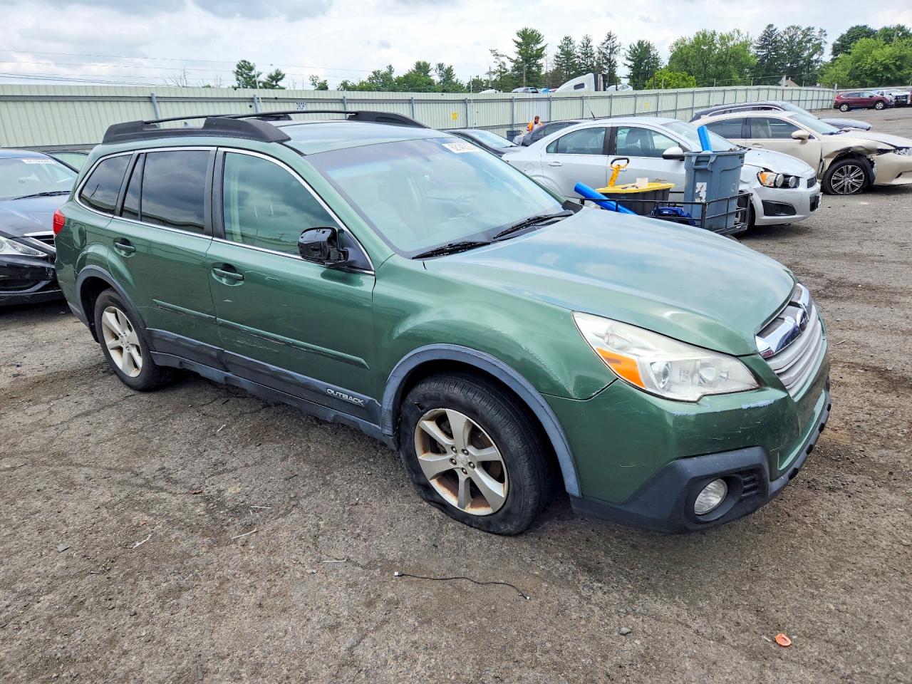 2014 Subaru Outback 2.5i Limited Зеленый vin: 4S4BRBKC4E3310025