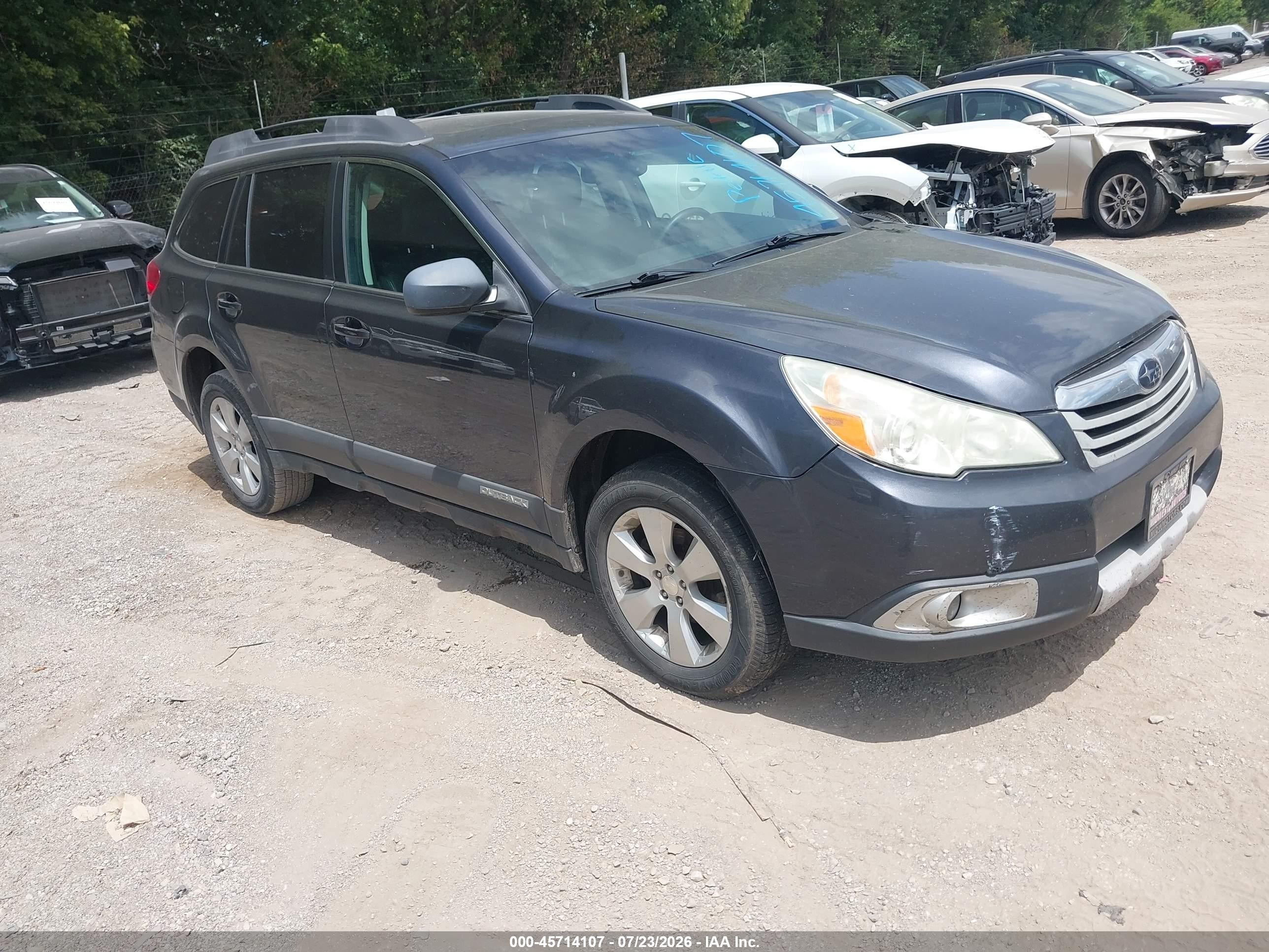 2011 Subaru Outback 2.5i Limited Gray vin: 4S4BRBKC5B3332014