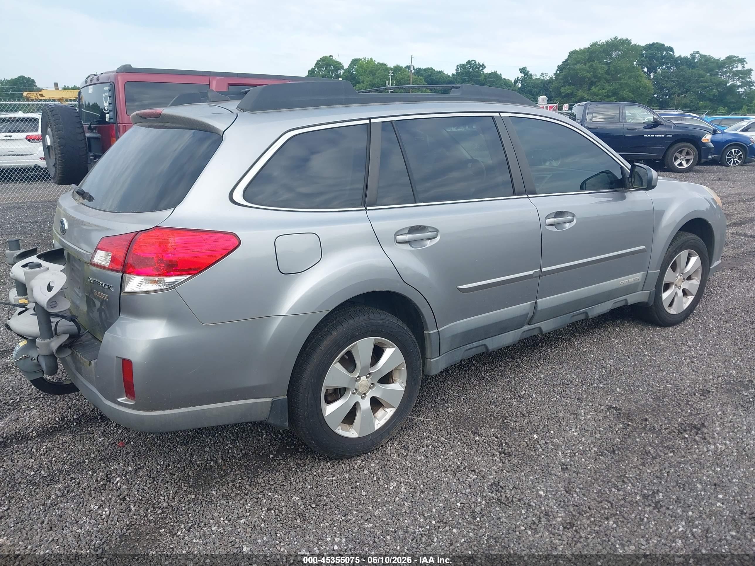 2011 Subaru Outback 2.5i Limited Gray vin: 4S4BRBKC5B3399681