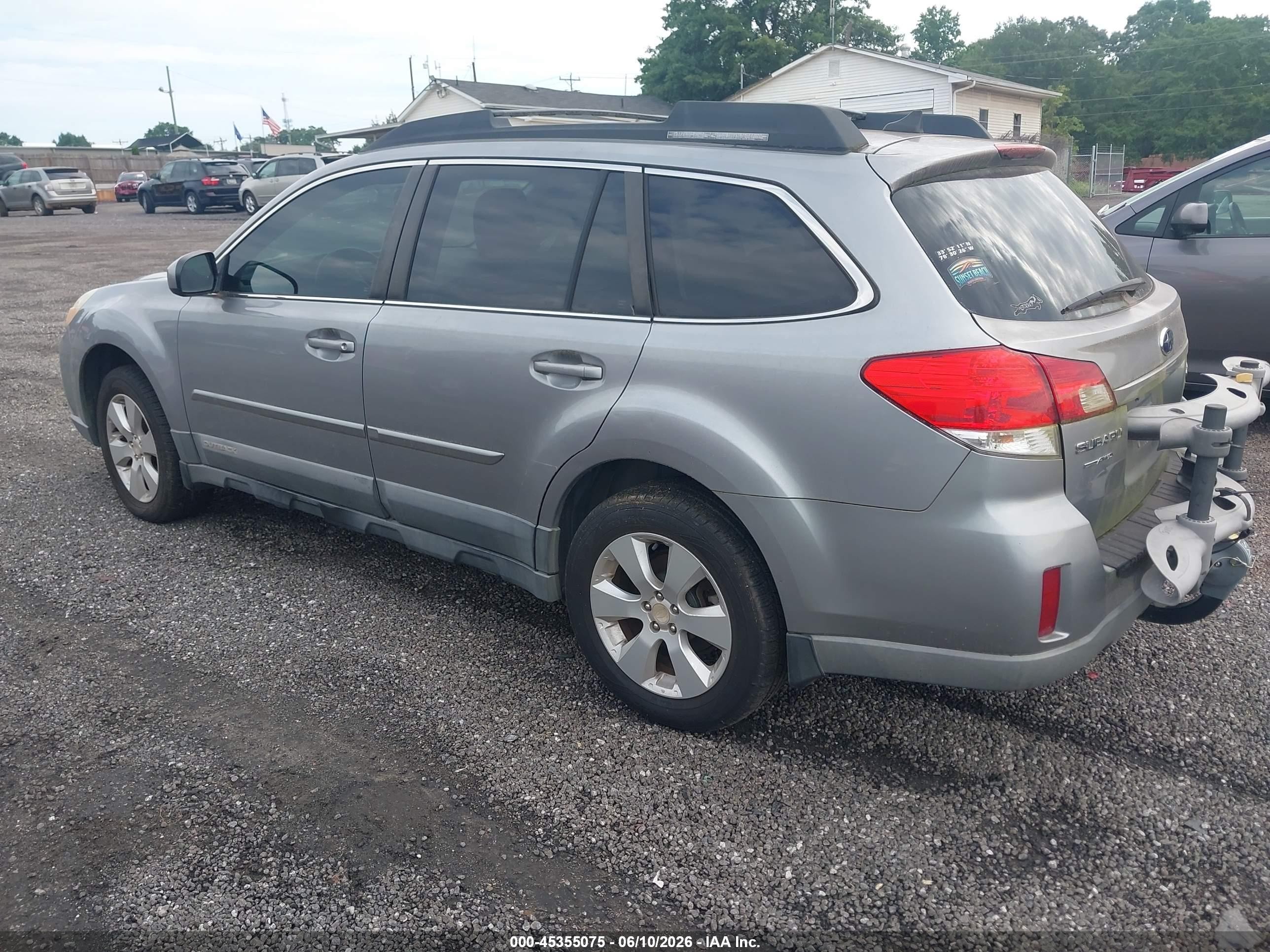 2011 Subaru Outback 2.5i Limited Gray vin: 4S4BRBKC5B3399681