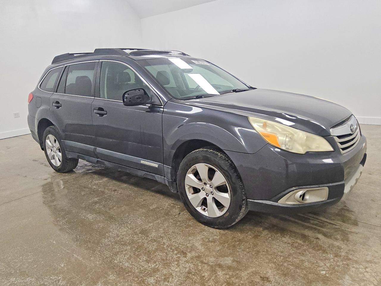 2011 Subaru Outback 2.5i Limited Gray vin: 4S4BRBKC5B3413501