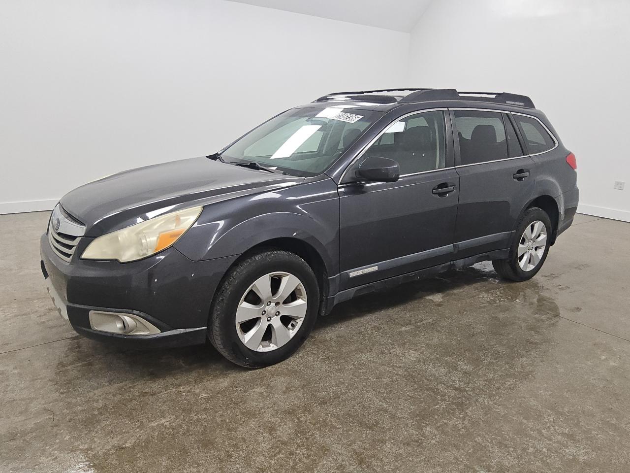 2011 Subaru Outback 2.5i Limited Gray vin: 4S4BRBKC5B3413501 Damage: Left Front Tire, Worn, Replacement Required