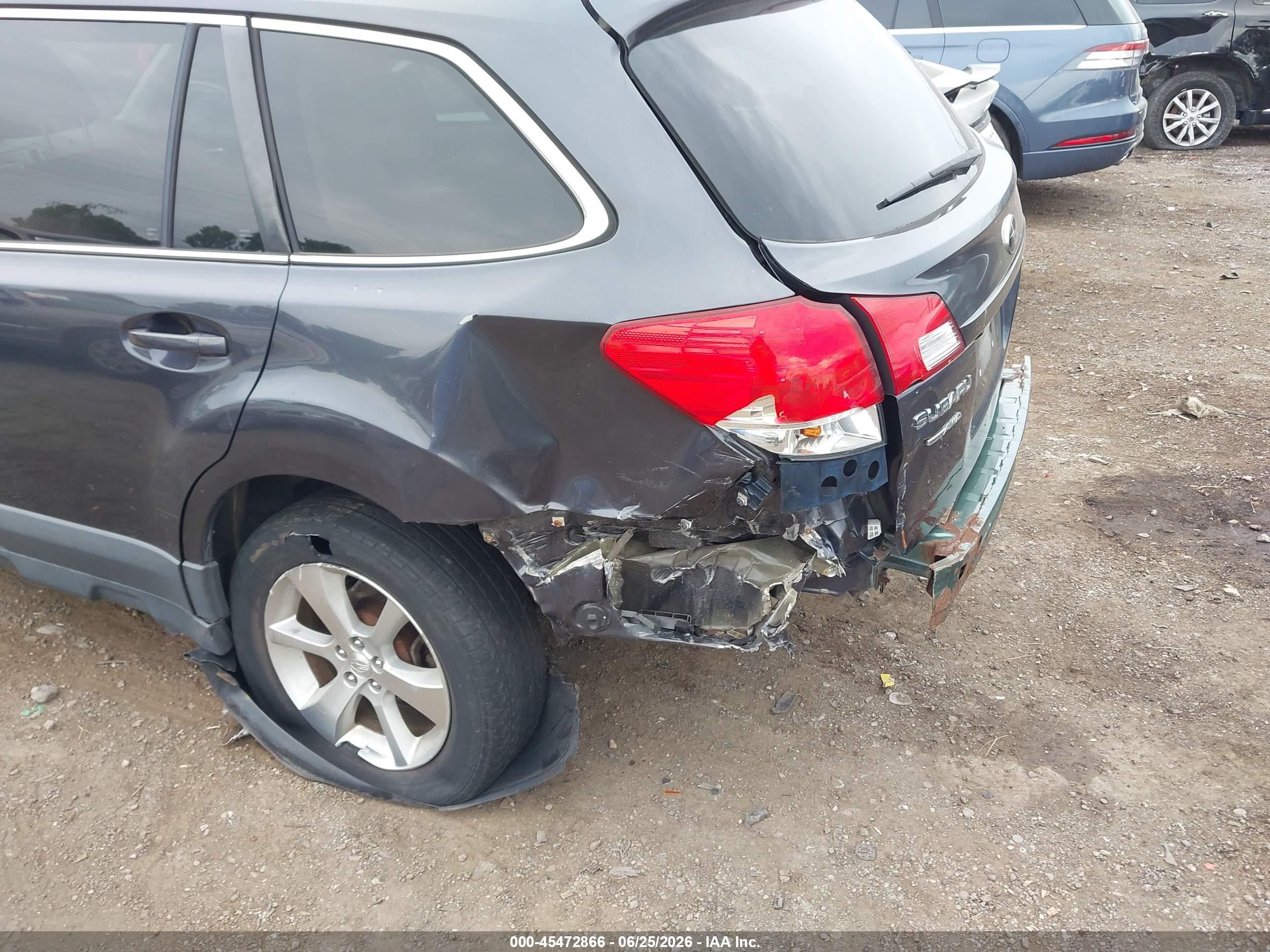2012 Subaru Outback 2.5i Limited Gray vin: 4S4BRBKC5C3207368