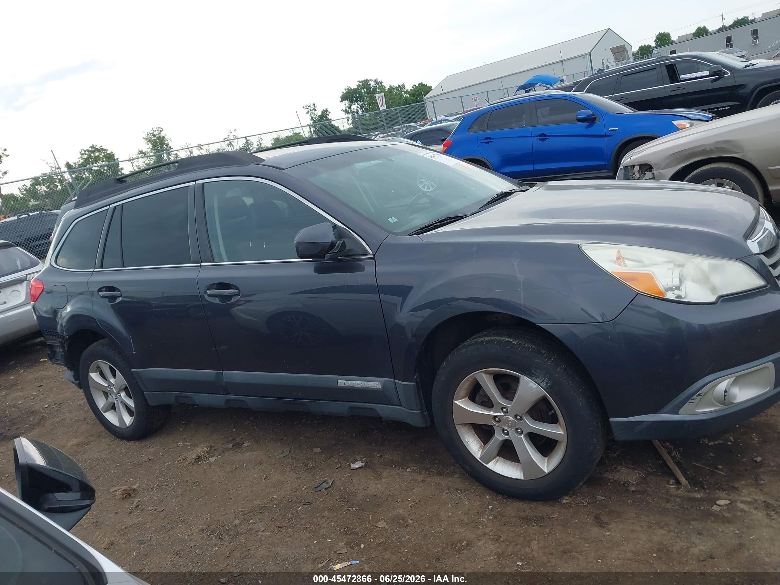 2012 Subaru Outback 2.5i Limited Gray vin: 4S4BRBKC5C3207368