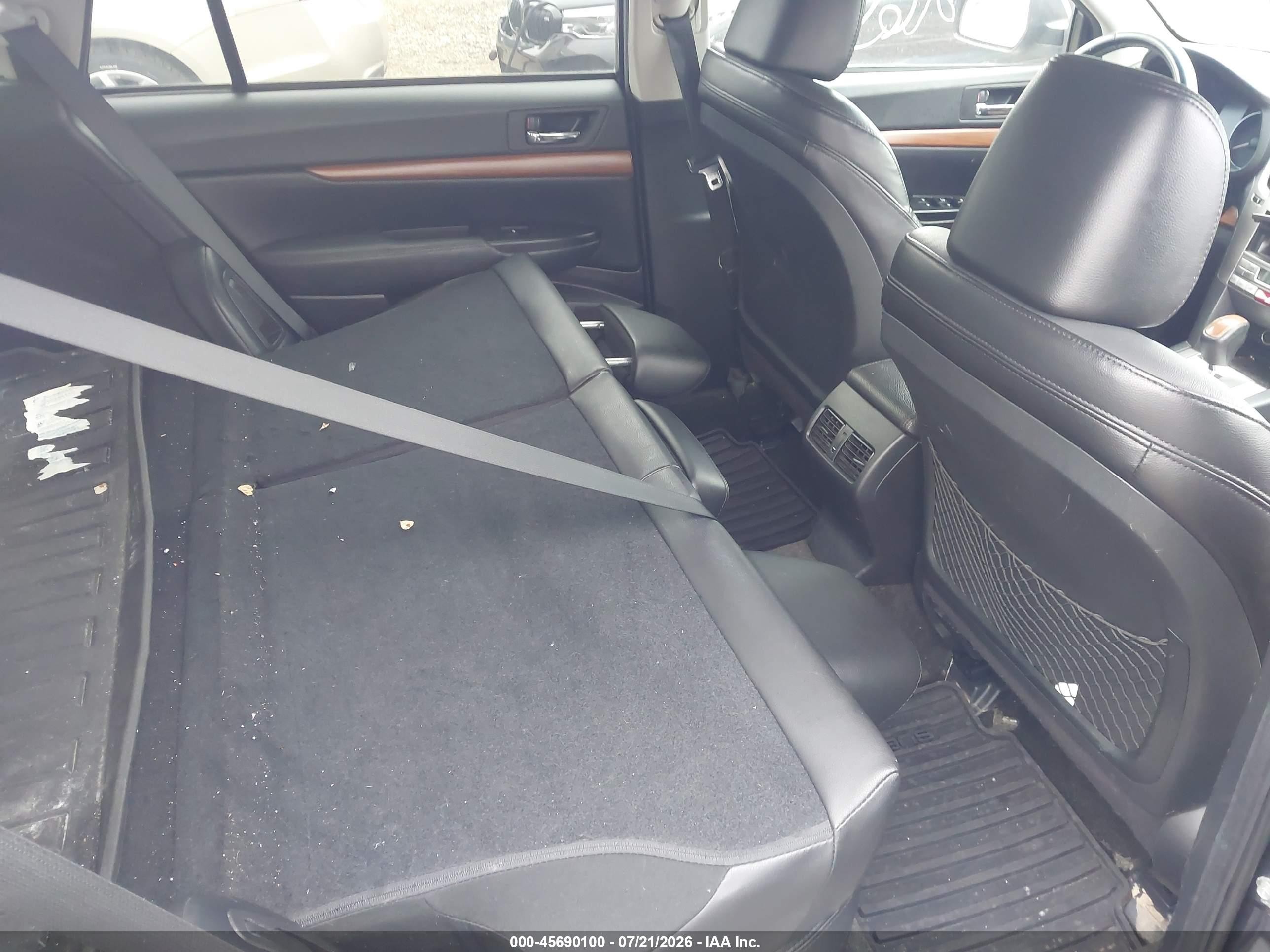 2013 Subaru Outback 2.5i Limited Черный vin: 4S4BRBKC5D3239884