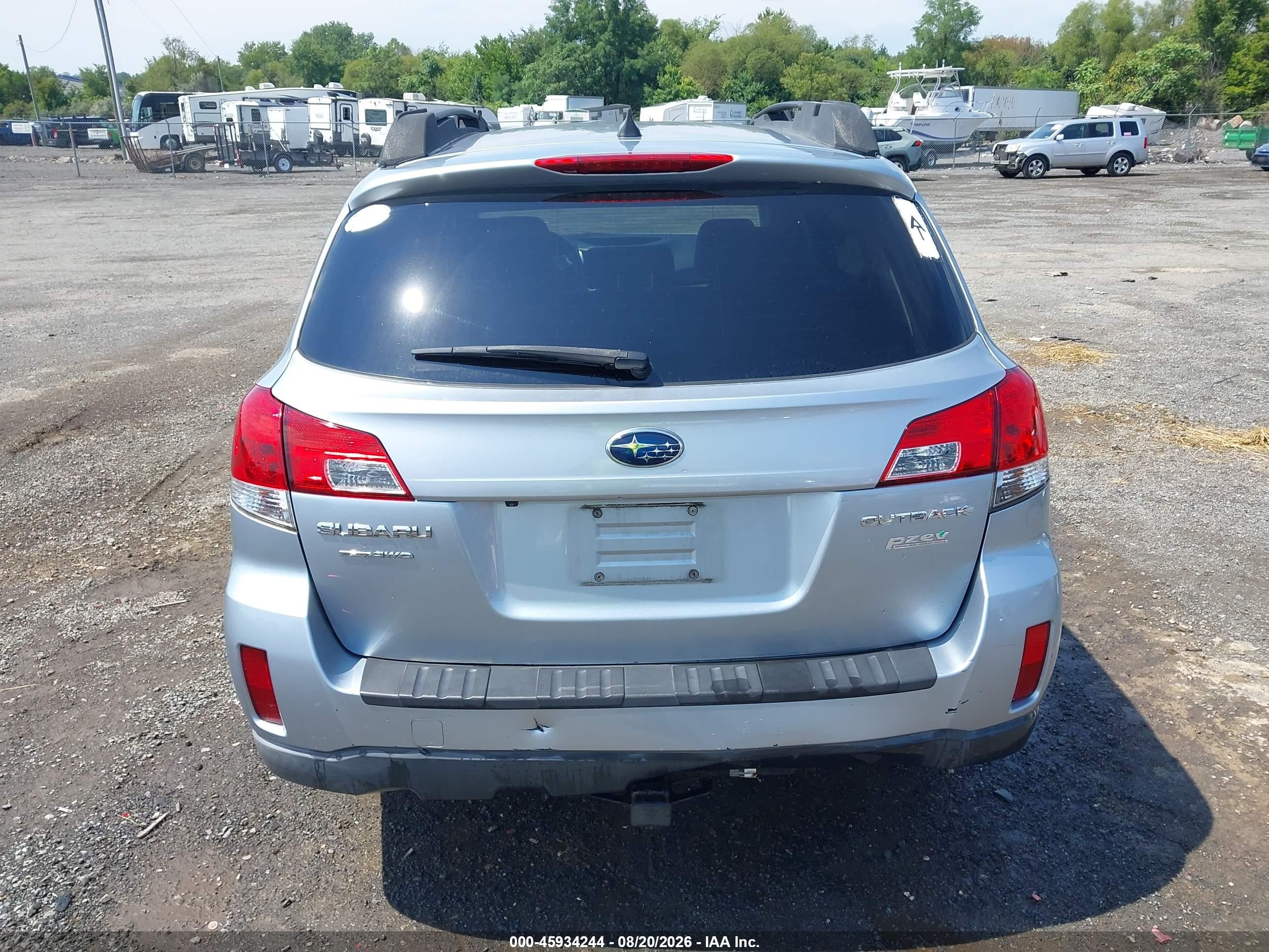2013 Subaru Outback 2.5i Limited Silver vin: 4S4BRBKC5D3325454