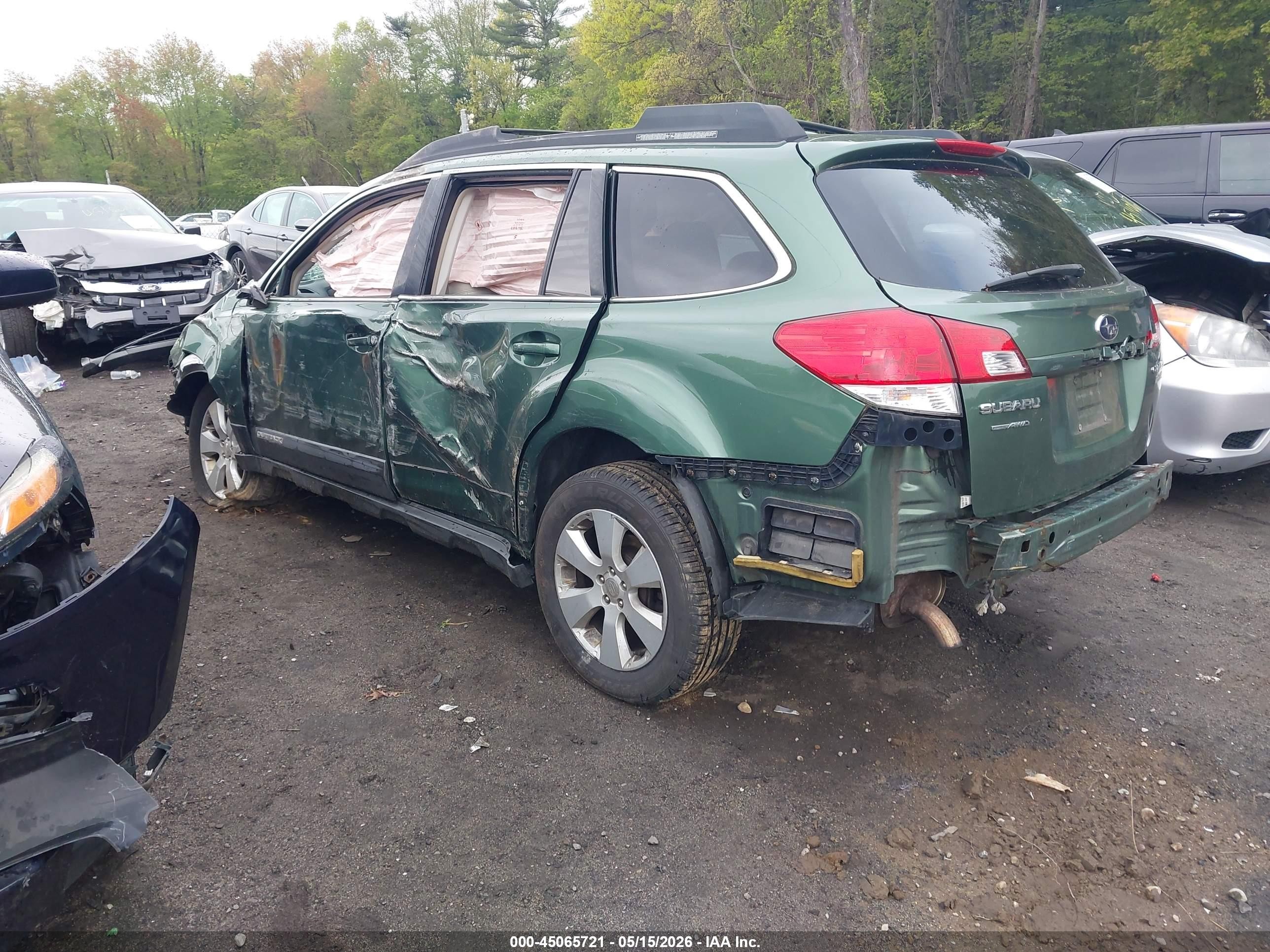 2010 Subaru Outback 2.5i Limited Green vin: 4S4BRBKC6A3313986